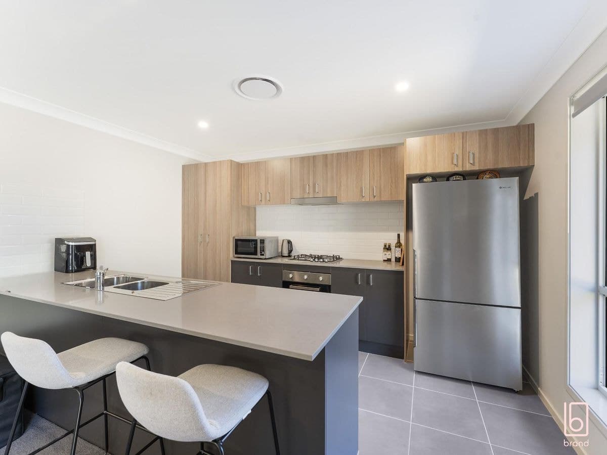 2 Eucalyptus Close, HAMLYN TERRACE, Hamlyn Terrace - Thumbnail 5