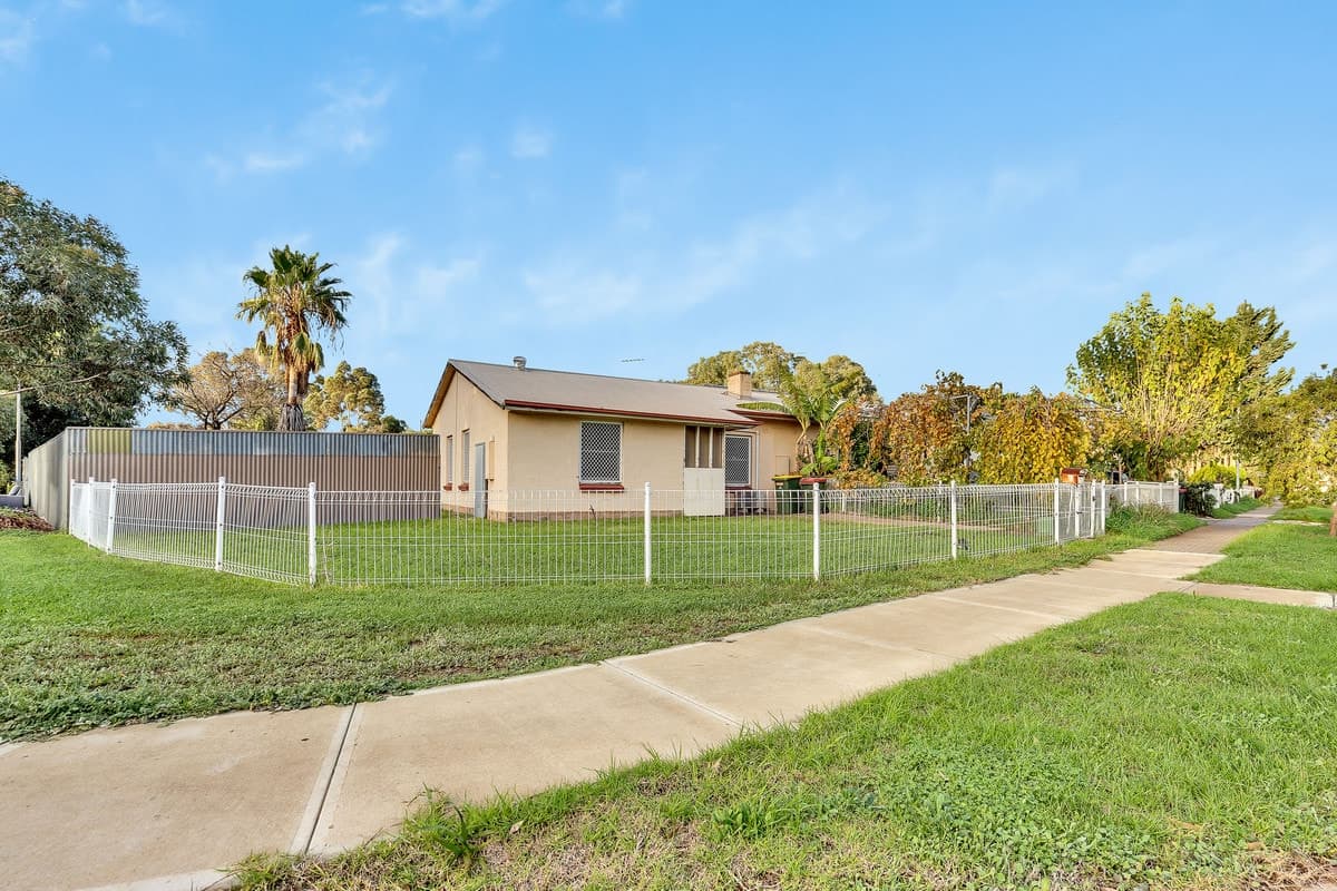 43 Hogarth Road, Elizabeth South SA 5112, Elizabeth South - Image 1