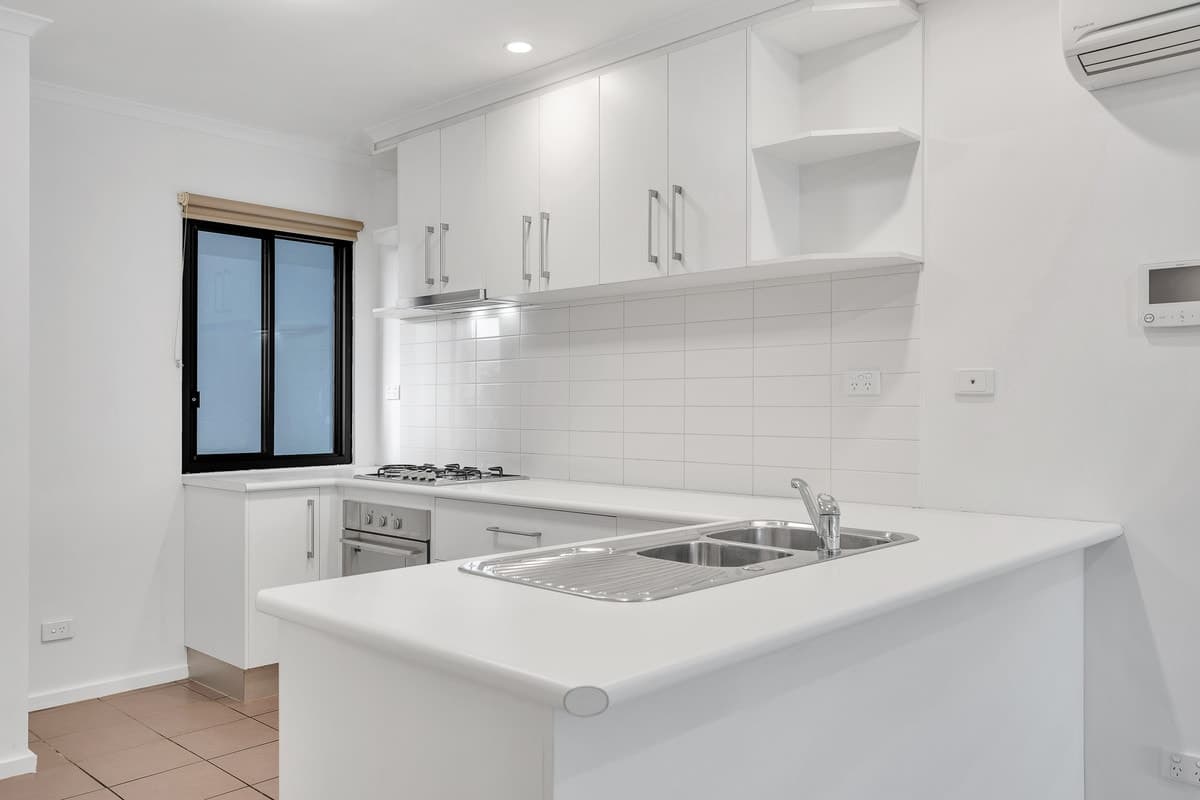 14 / 466 Pulteney Street, Adelaide SA 5000, Adelaide - Thumbnail 2