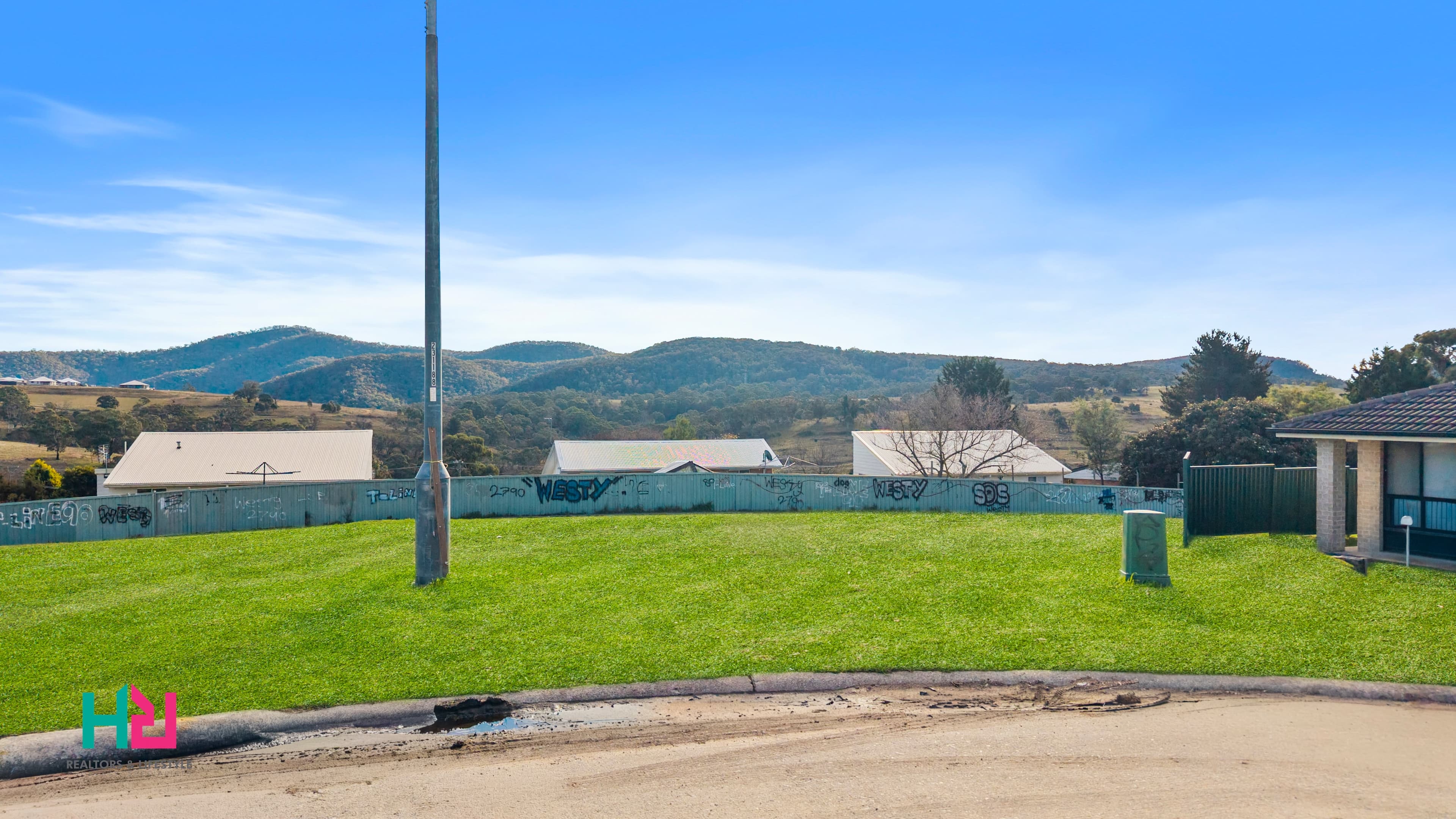 4A/4B Pirena Place, Lithgow, Lithgow - Thumbnail 2