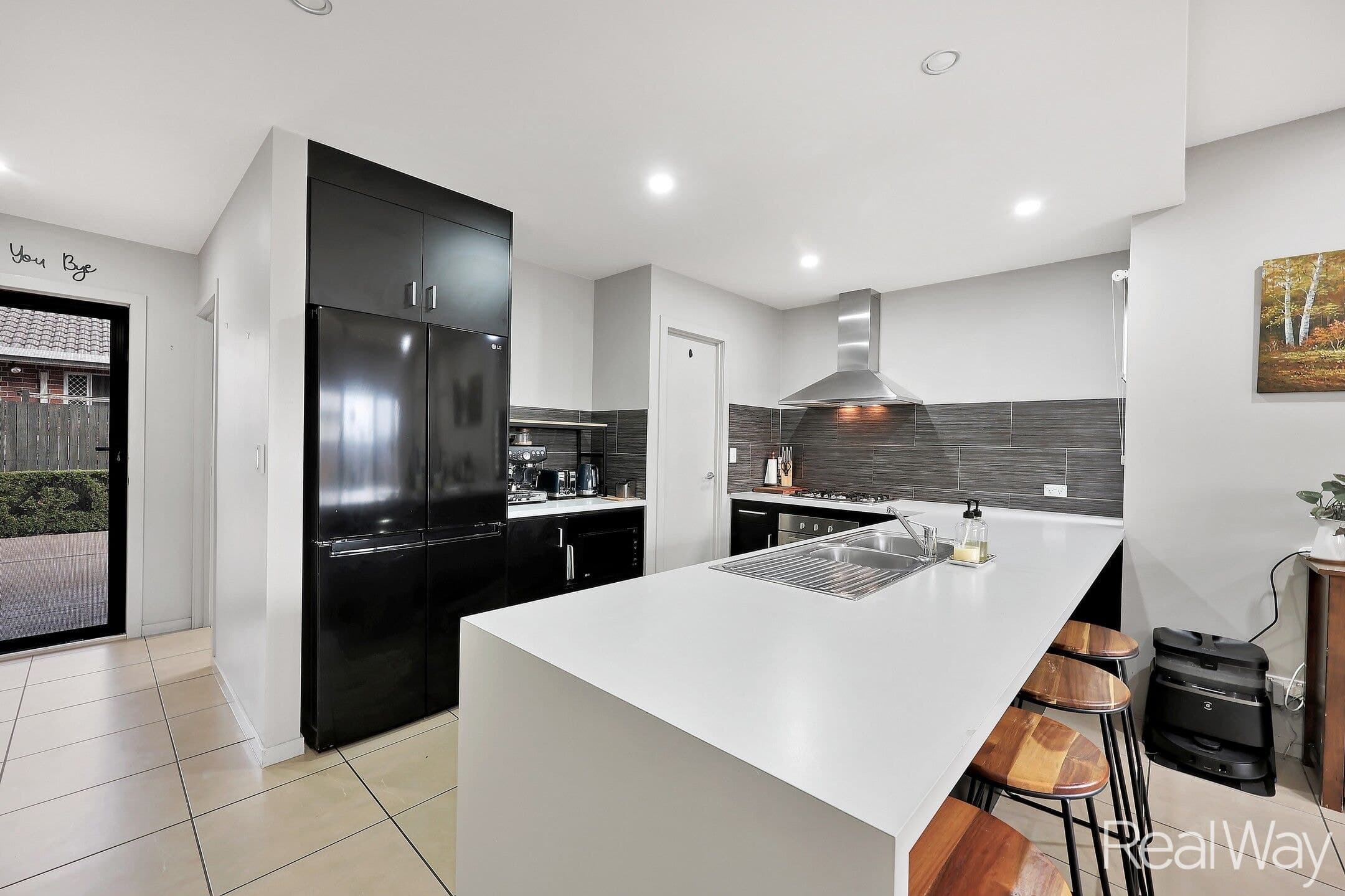 1 / 12 Water Street, Bundaberg South QLD 4670, Bundaberg South - Thumbnail 3