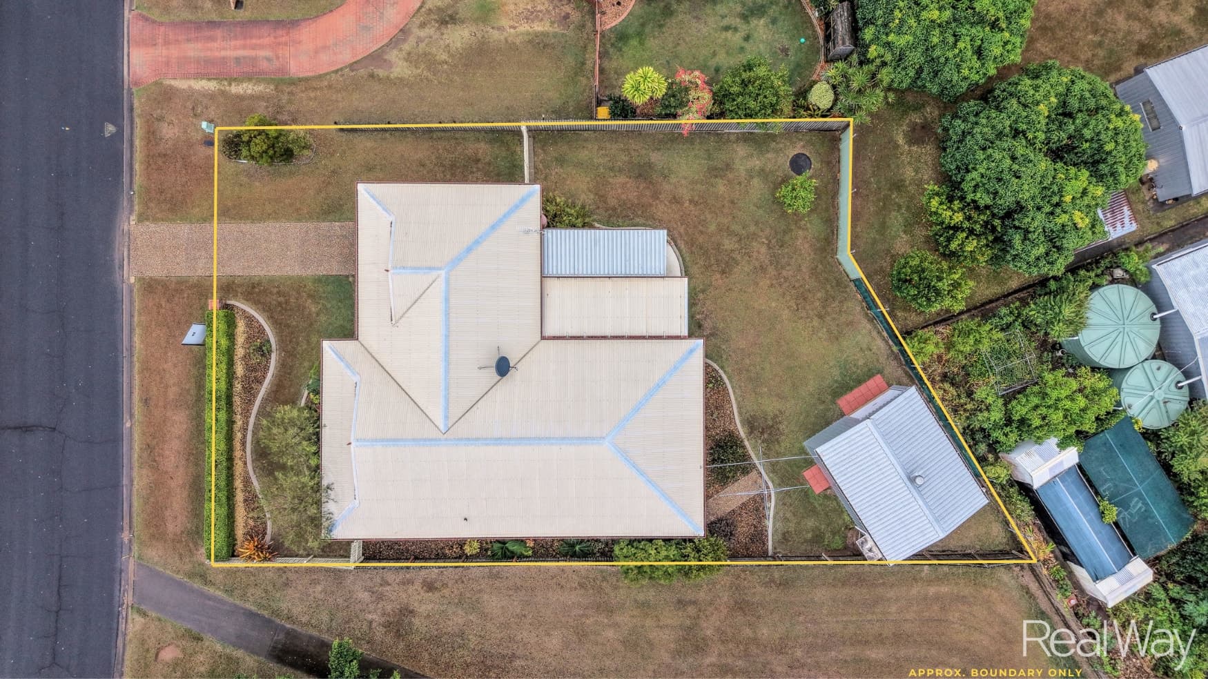 12 McDonald Court, Norville QLD 4670, Norville - Thumbnail 3