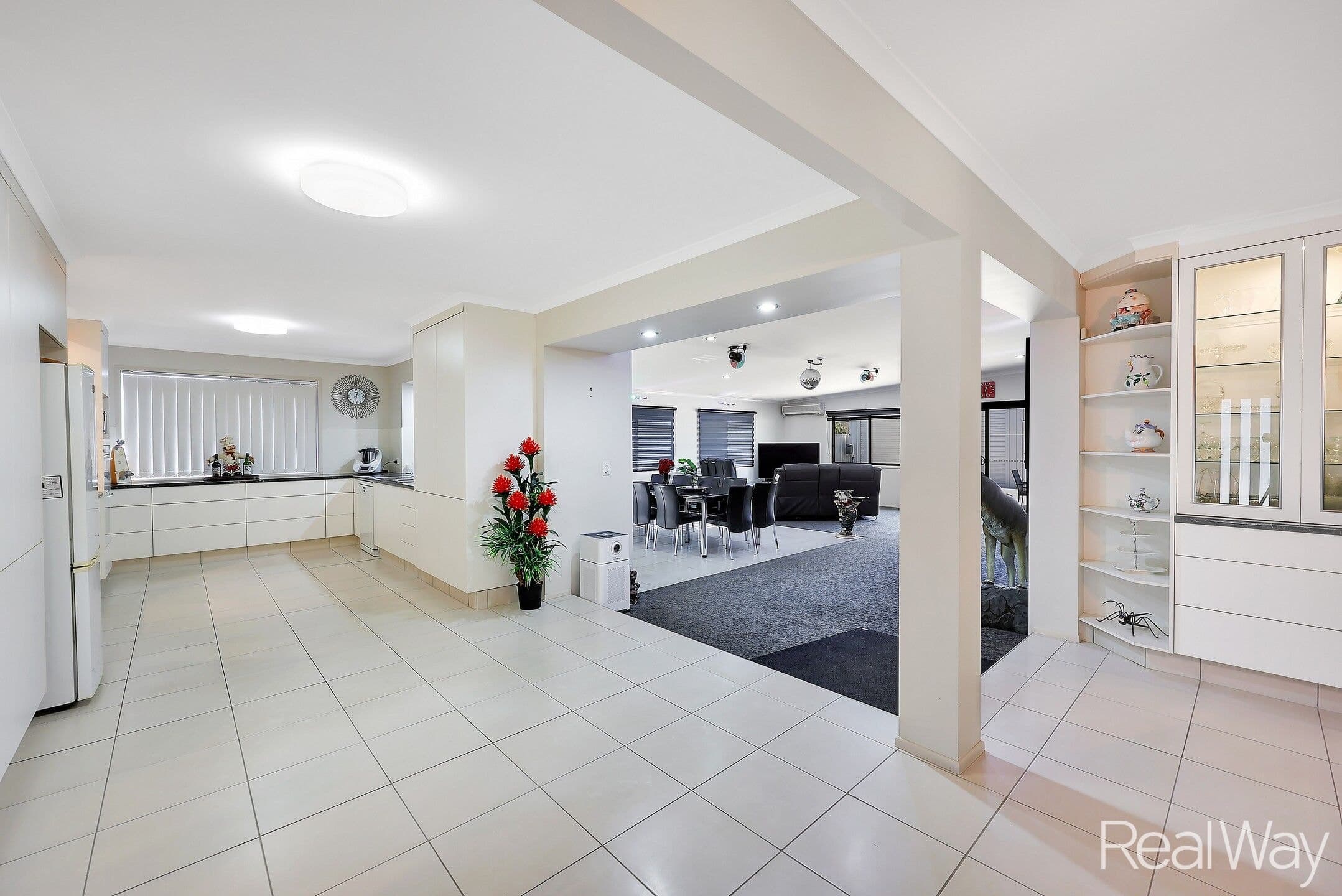 15 Jensen Street, Avenell Heights QLD 4670, Avenell Heights - Thumbnail 7