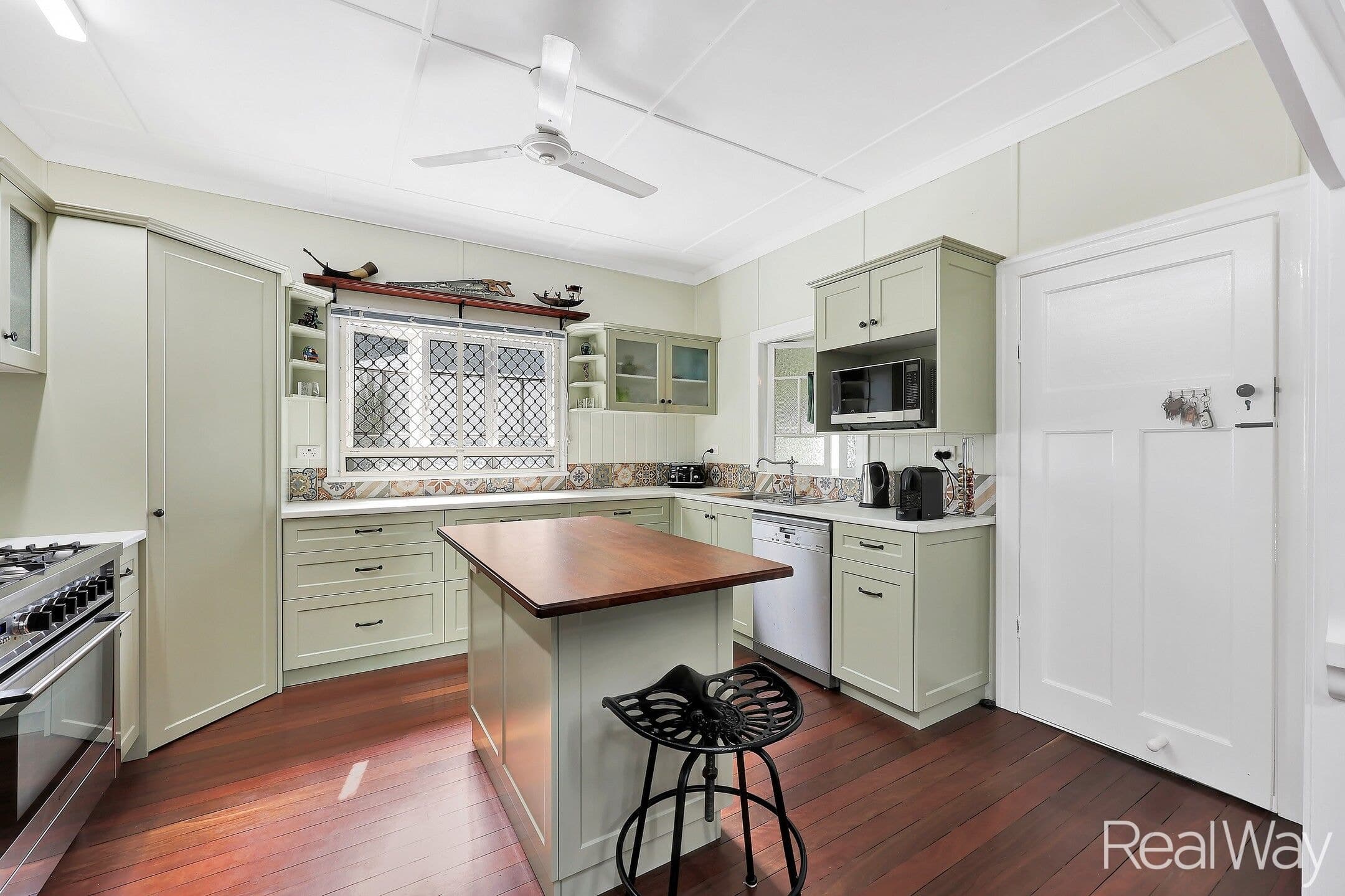 178a Barolin Street, Walkervale QLD 4670, Walkervale - Thumbnail 6