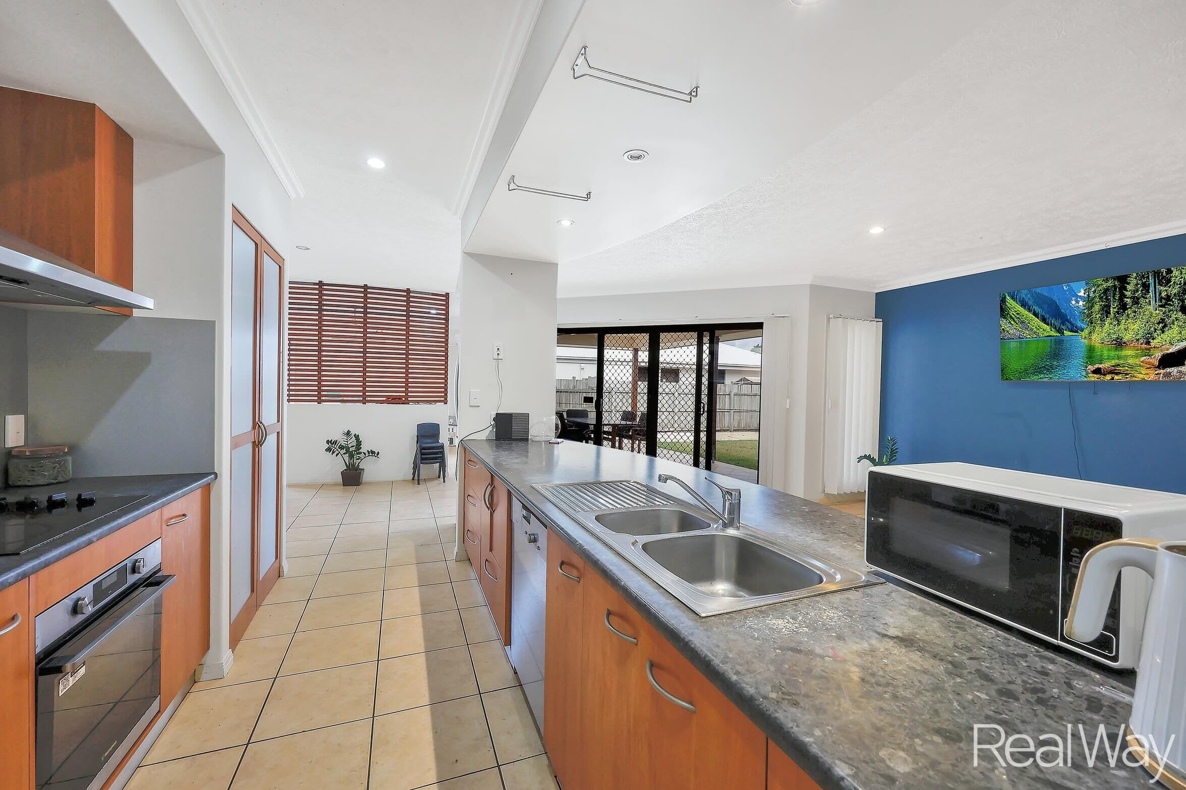 58 Chancellor Drive, Avenell Heights QLD 4670, Avenell Heights - Thumbnail 7