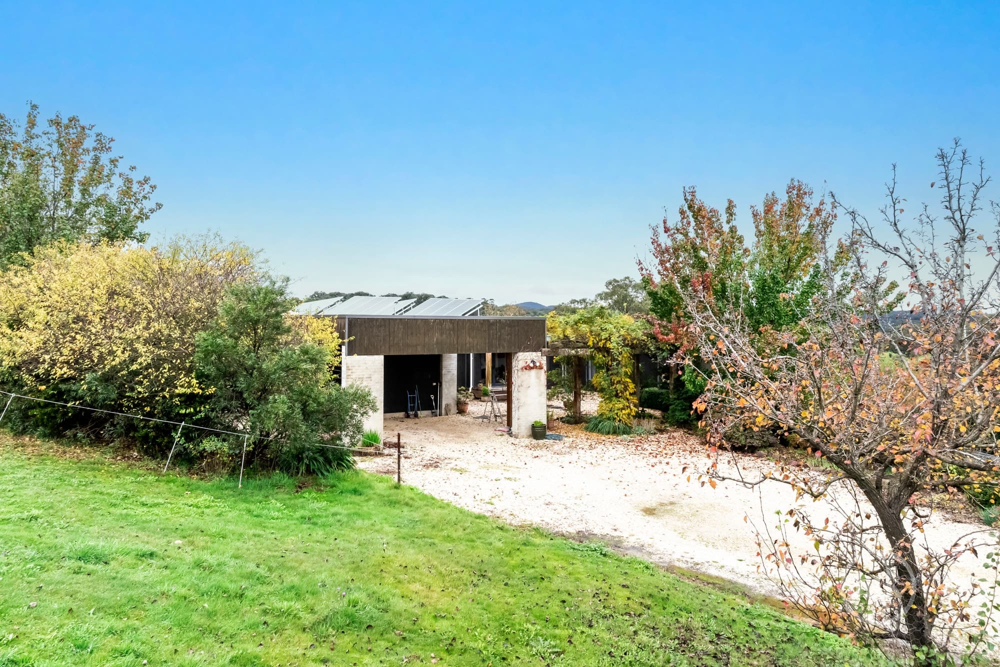 Kangaroo Ground, Kangaroo Ground - Image 1