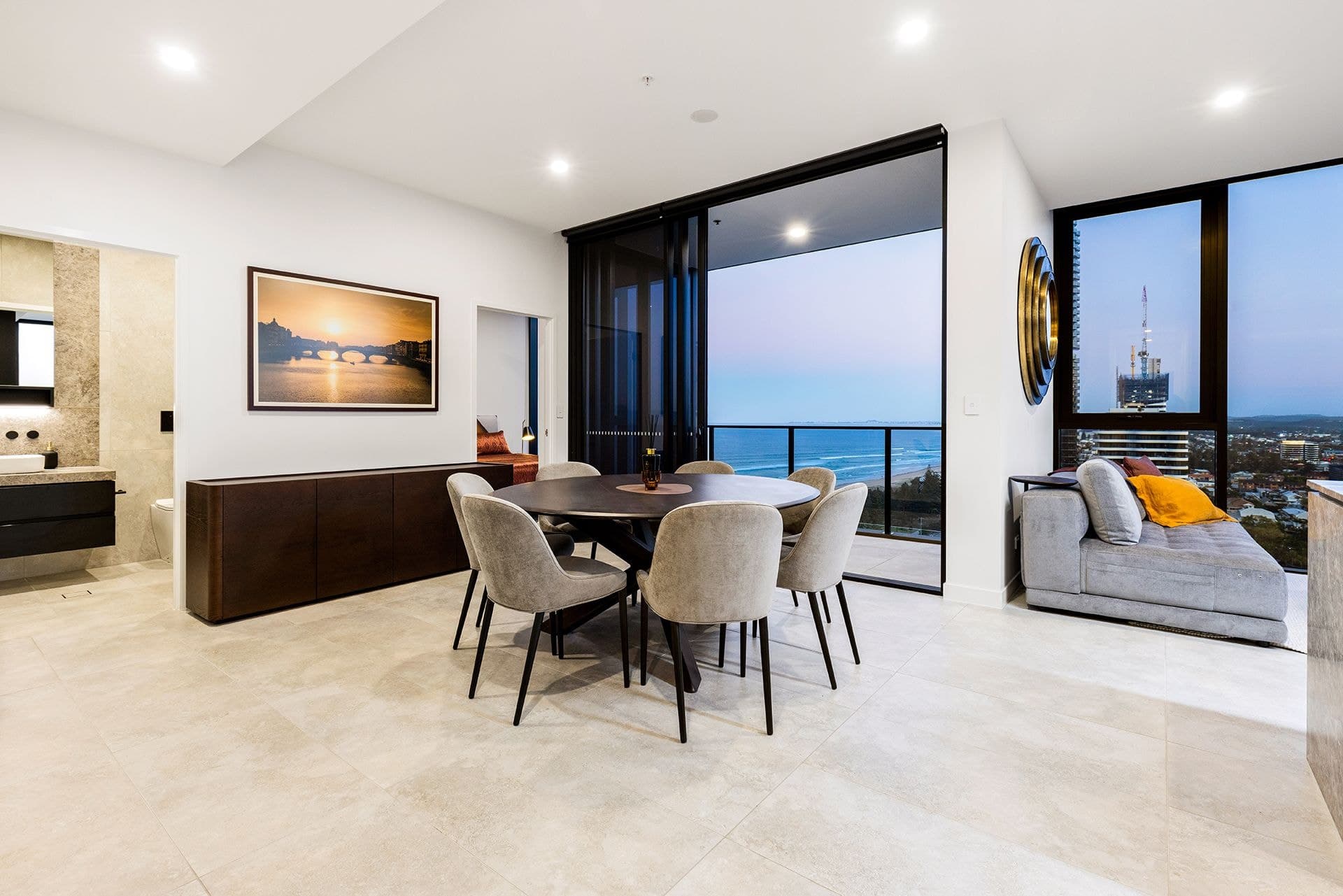 1903/185 Old Burleigh Road, Broadbeach - Thumbnail 8