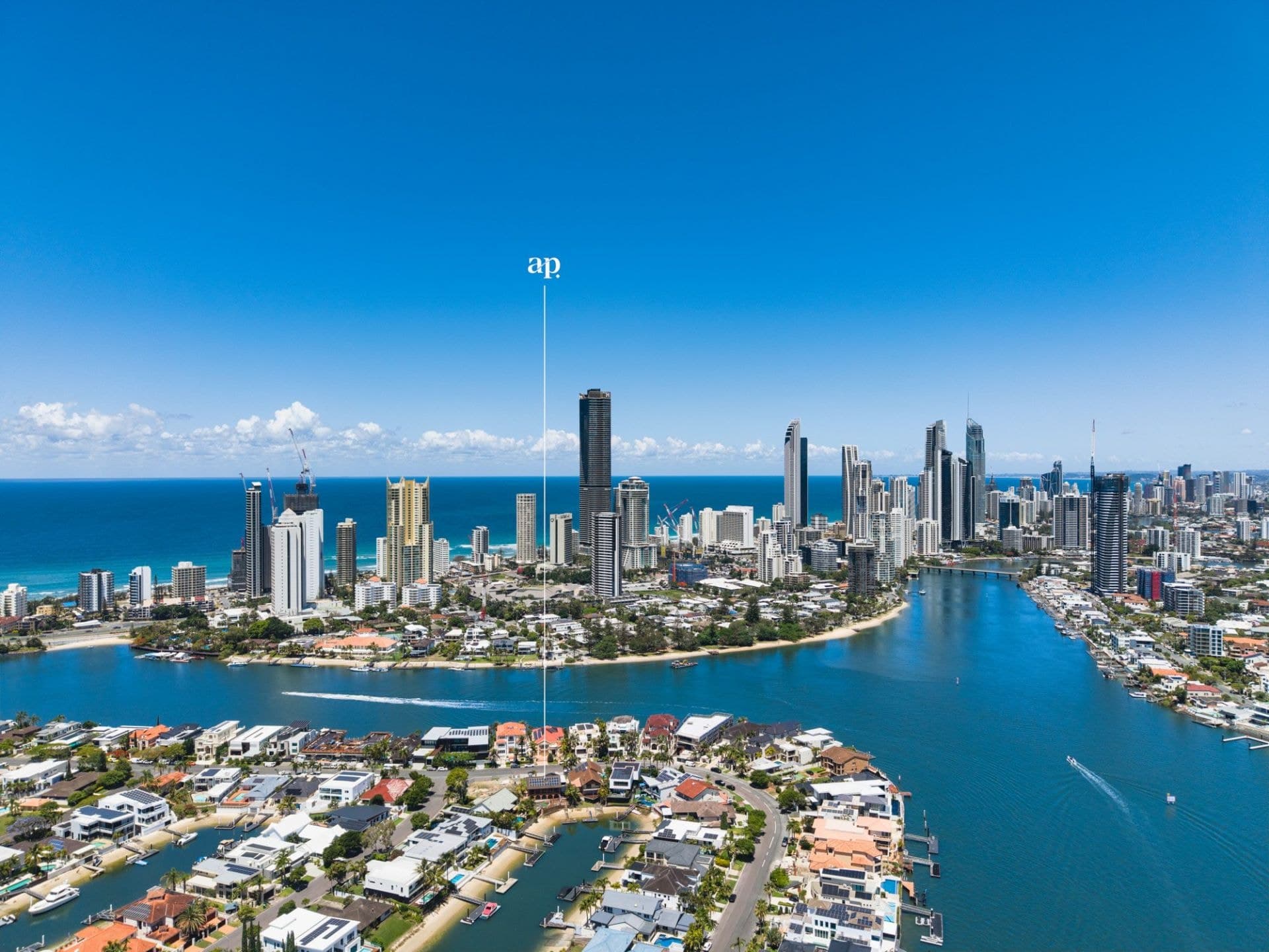 41 Admiralty Drive, Paradise Waters - Thumbnail 2