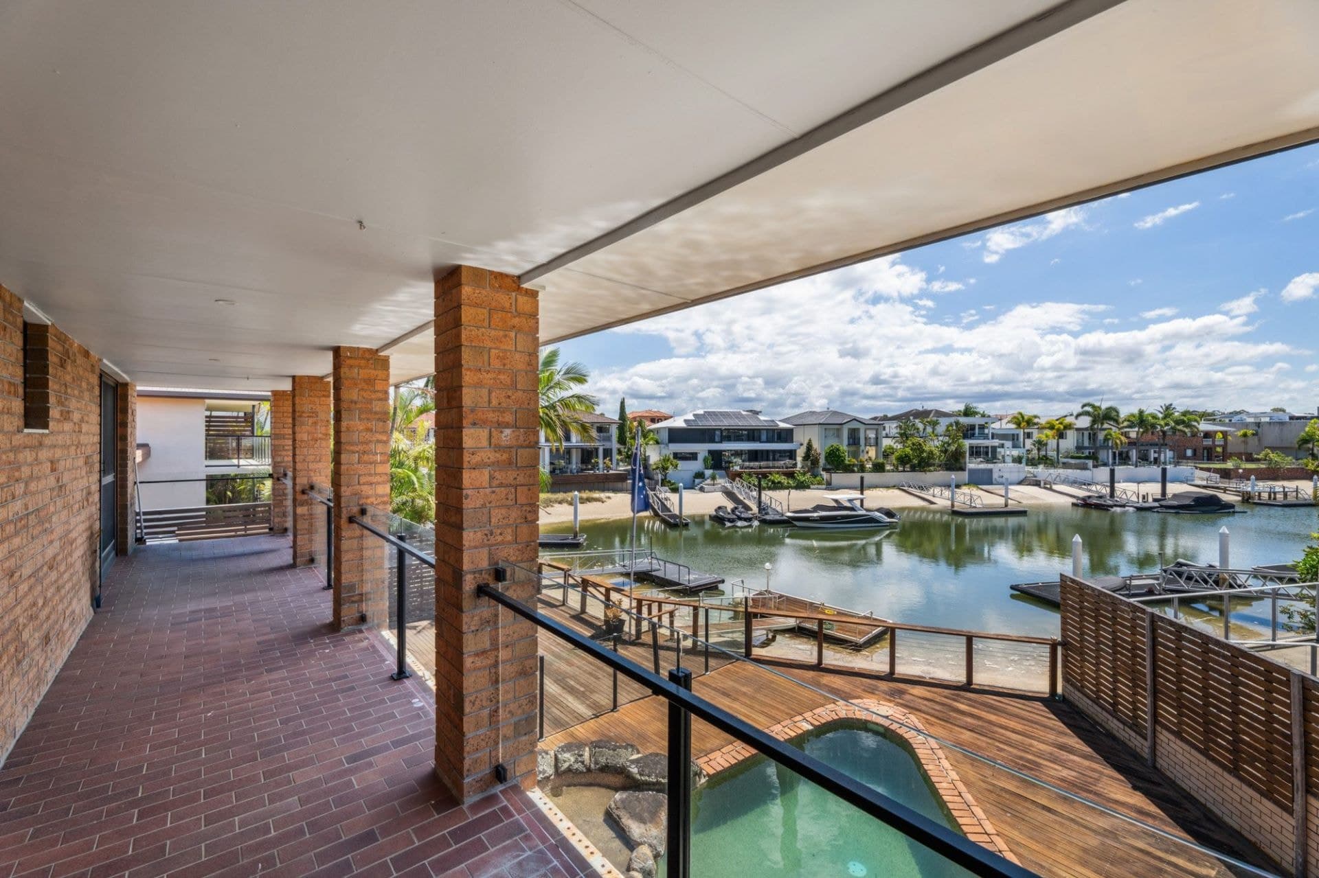 41 Admiralty Drive, Paradise Waters - Thumbnail 5