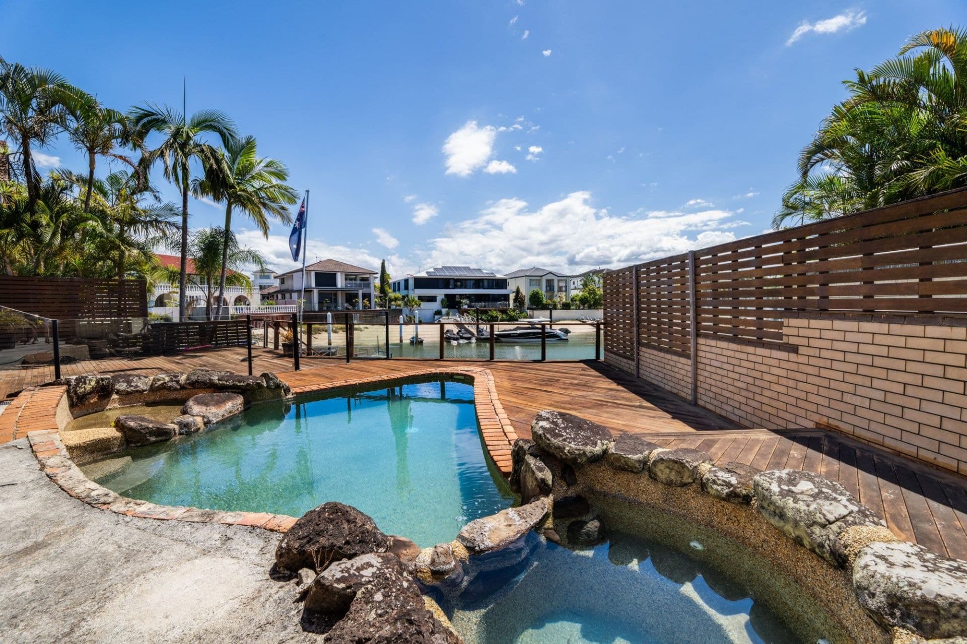 41 Admiralty Drive, Paradise Waters - Thumbnail 8
