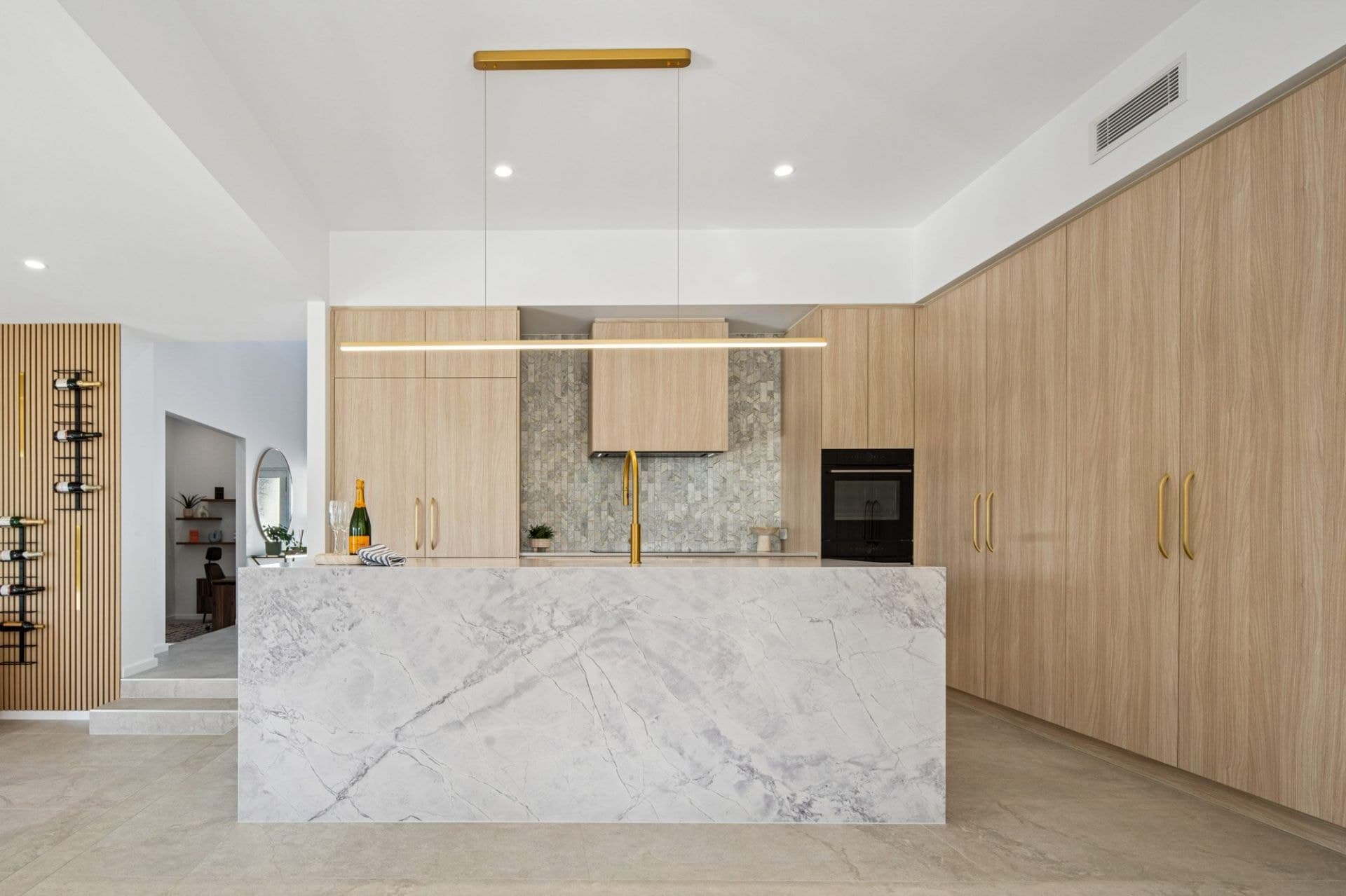5716 Observation Crescent, Hope Island - Thumbnail 7