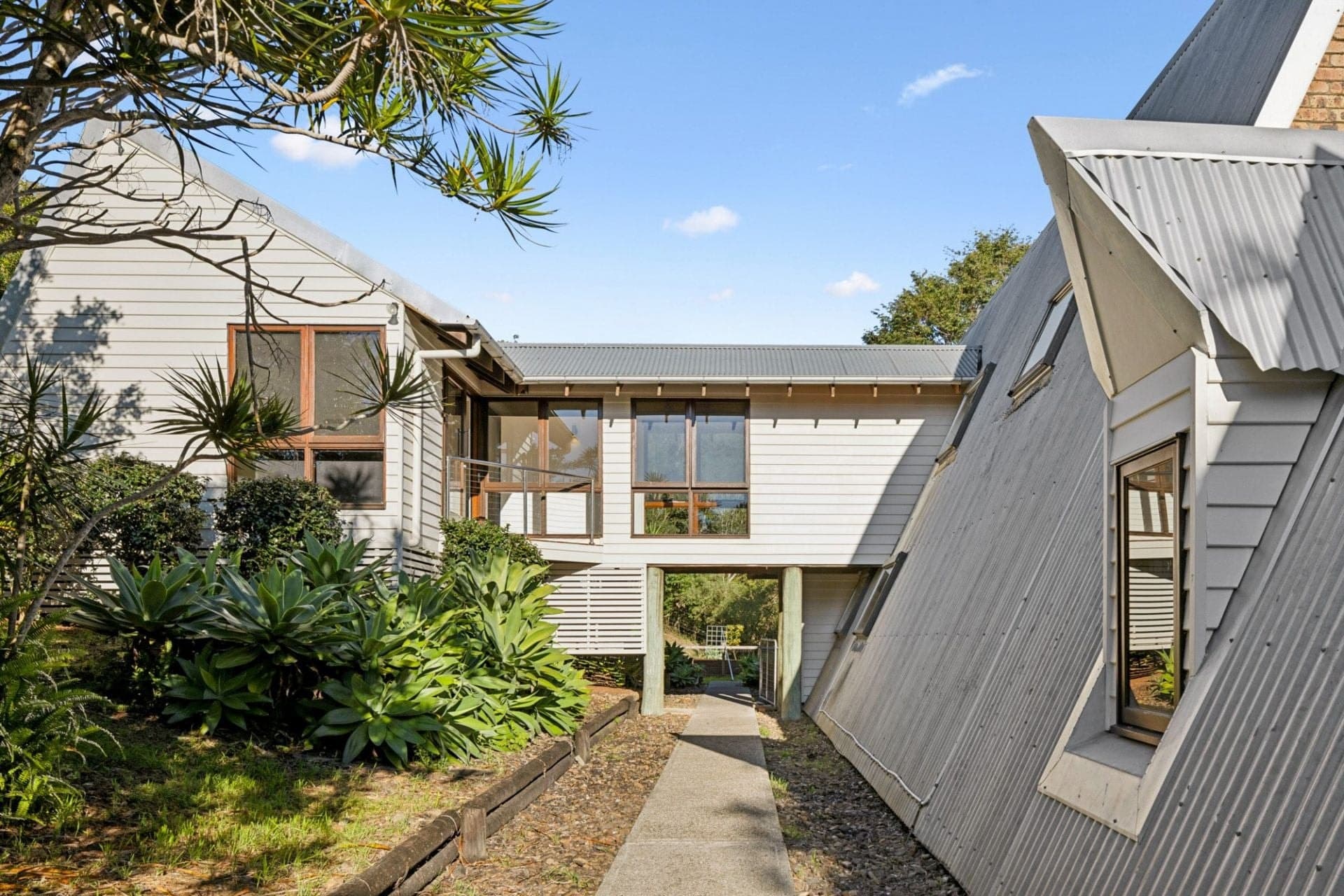 102 Currey Road, Wongawallan - Thumbnail 8