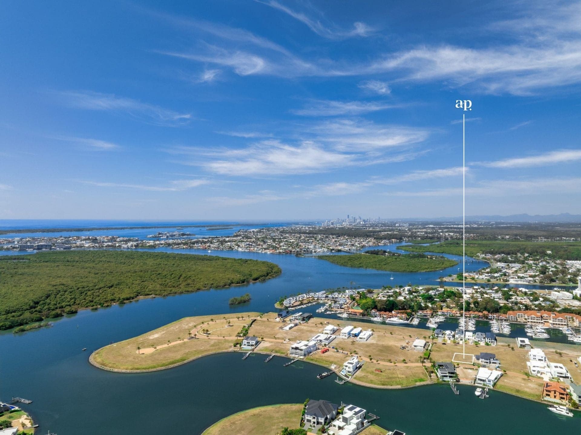 8855 The Point Circuit, Sanctuary Cove - Thumbnail 5