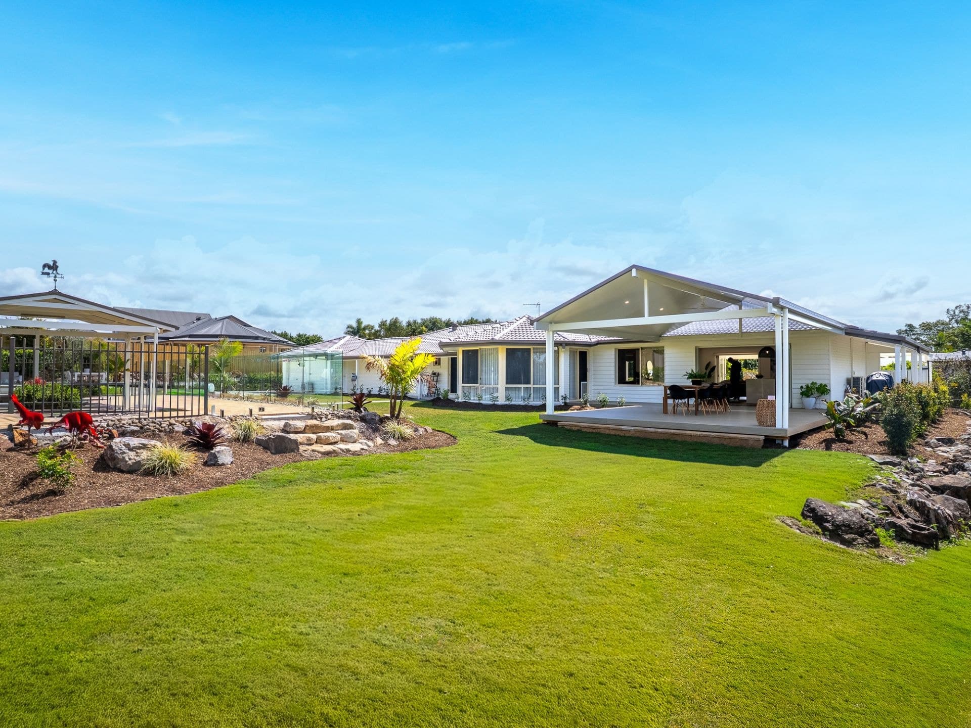 30 Rivertree Avenue, Helensvale - Thumbnail 4
