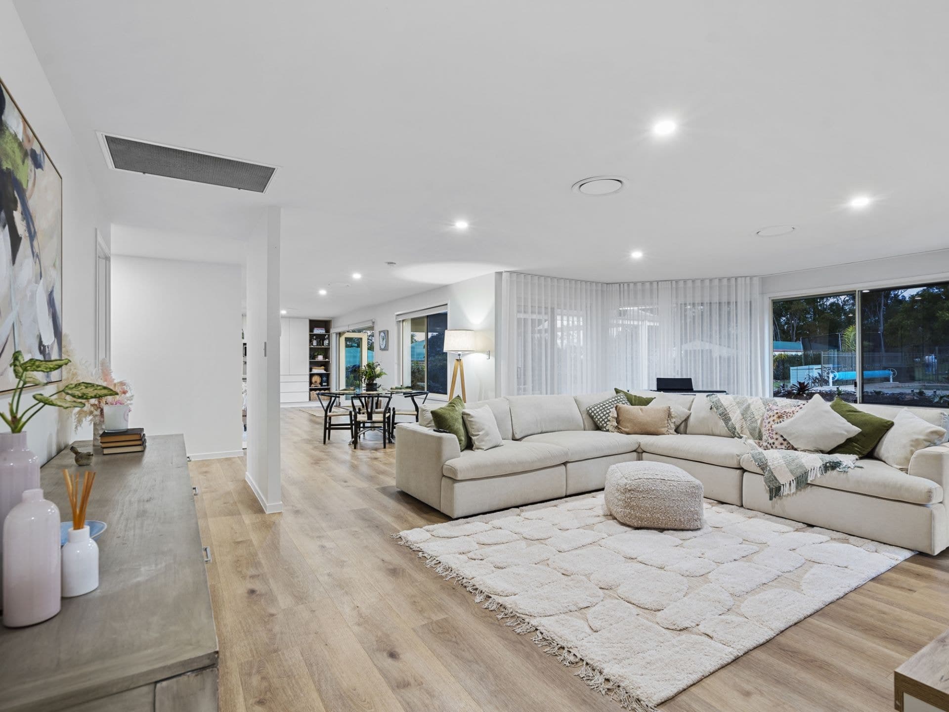 30 Rivertree Avenue, Helensvale - Thumbnail 7