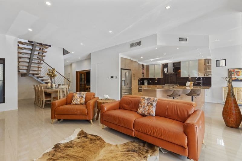 37 Balmara Place, Coomera Waters - Image 1
