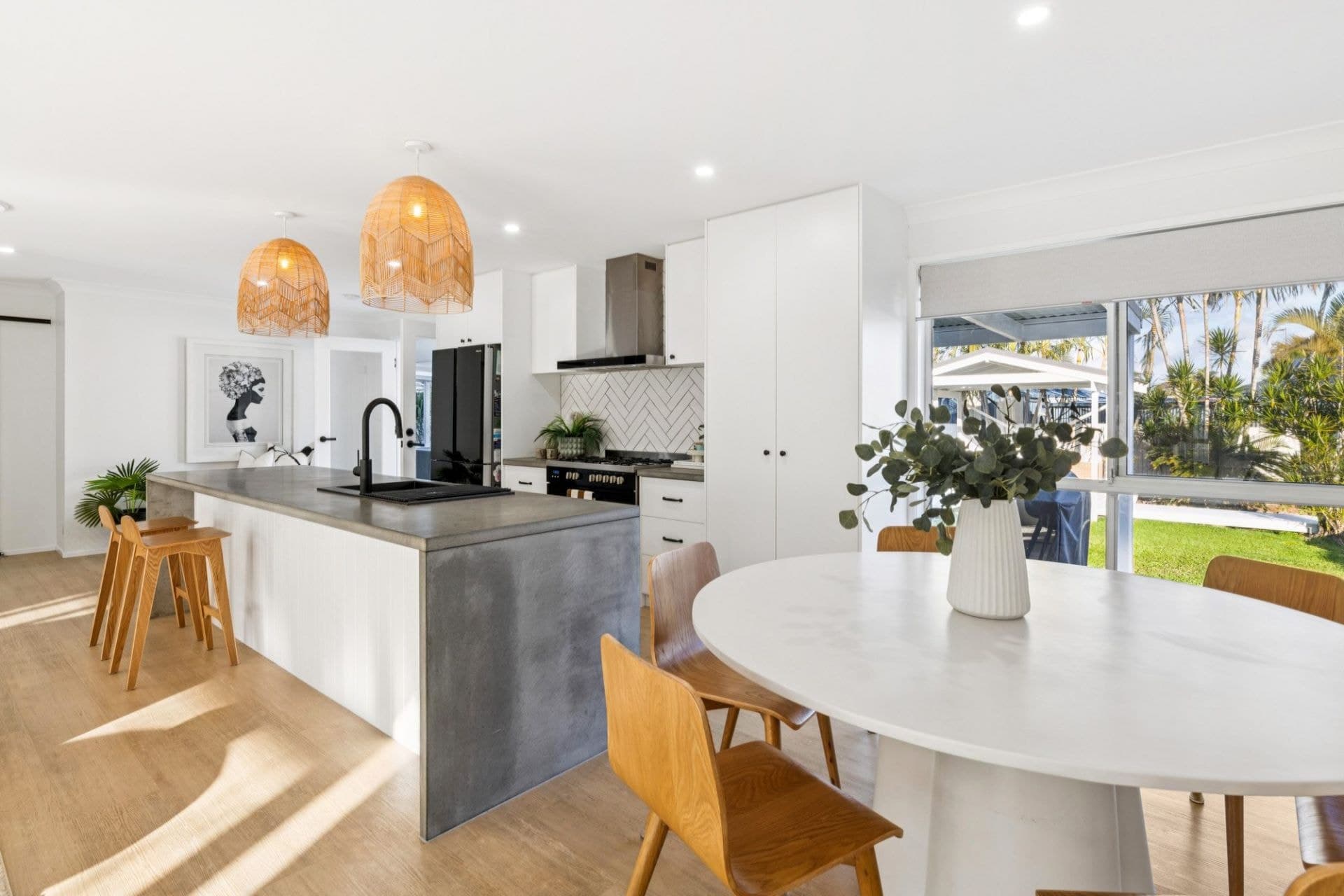 141 Murtha Drive, Elanora - Thumbnail 7