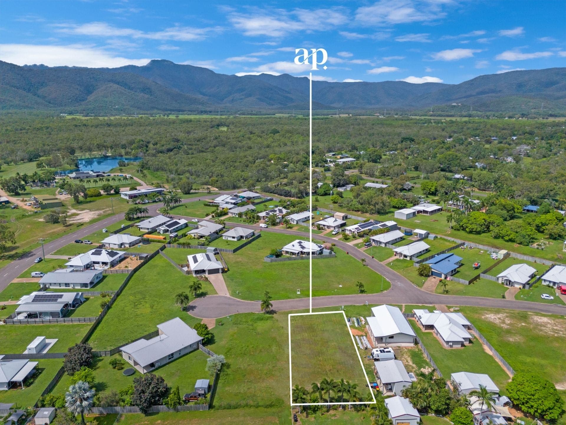 21/129 Mystic Avenue, Balgal Beach - Thumbnail 2