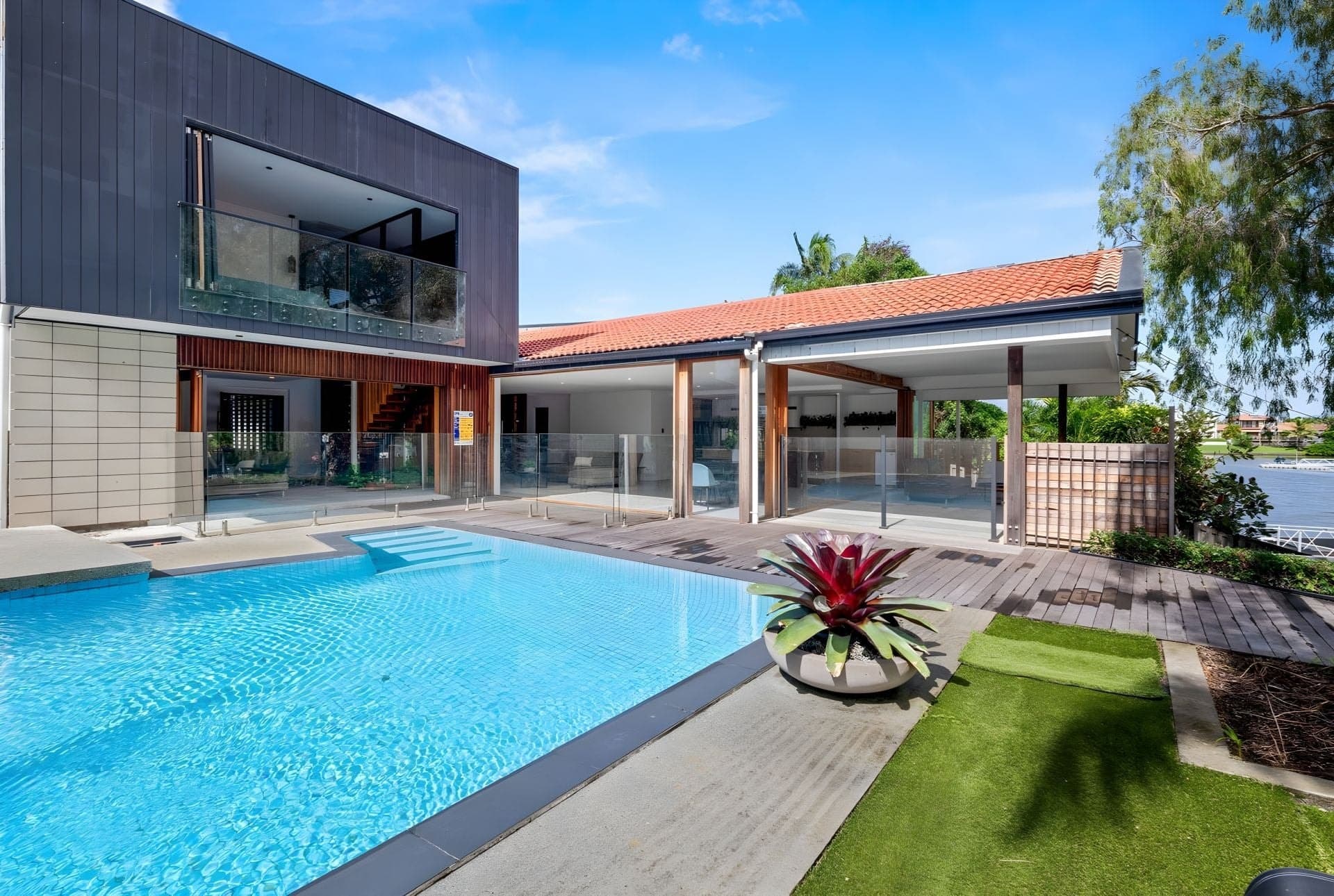 50 Claymore Crescent, Sorrento - Thumbnail 2