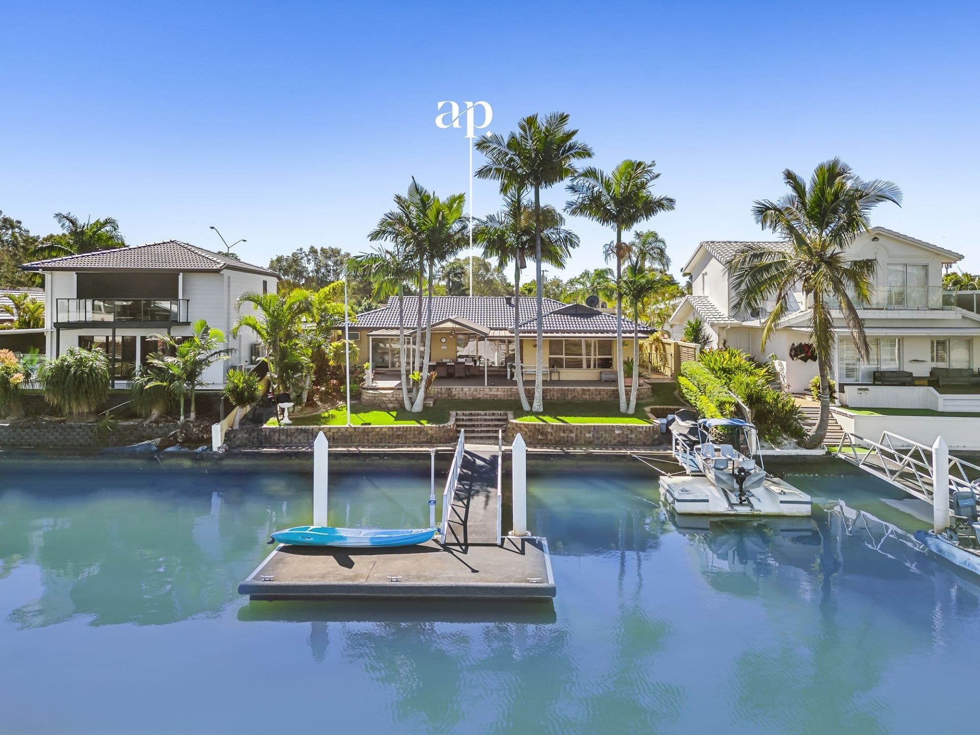 60 Lae Drive, Runaway Bay - Thumbnail 2