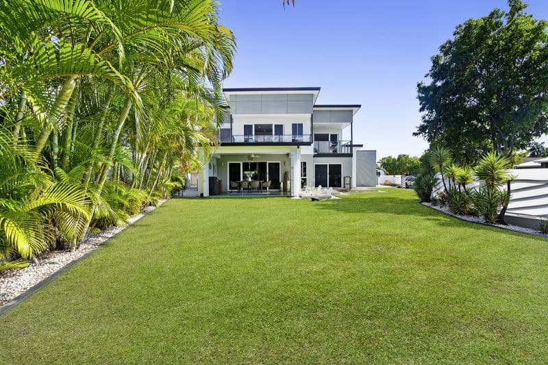 39 Rhodium Crescent, Hope Island - Thumbnail 3