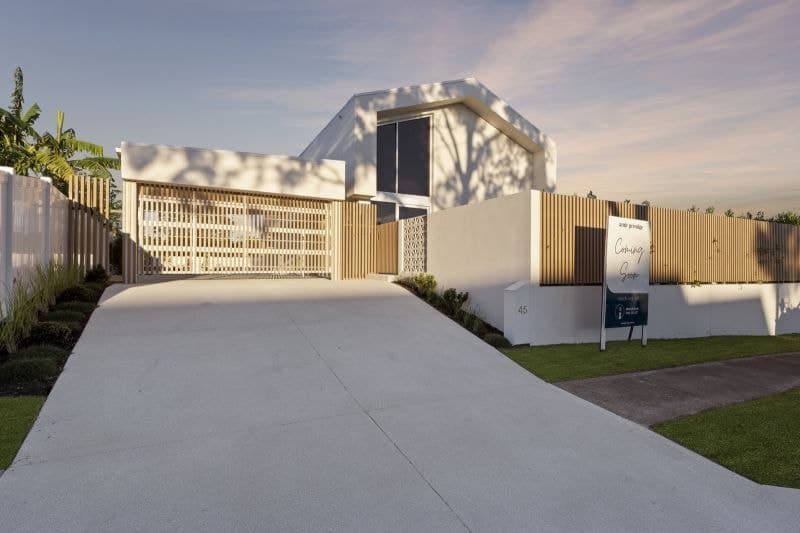 45 Currumburra Road, Ashmore - Thumbnail 4