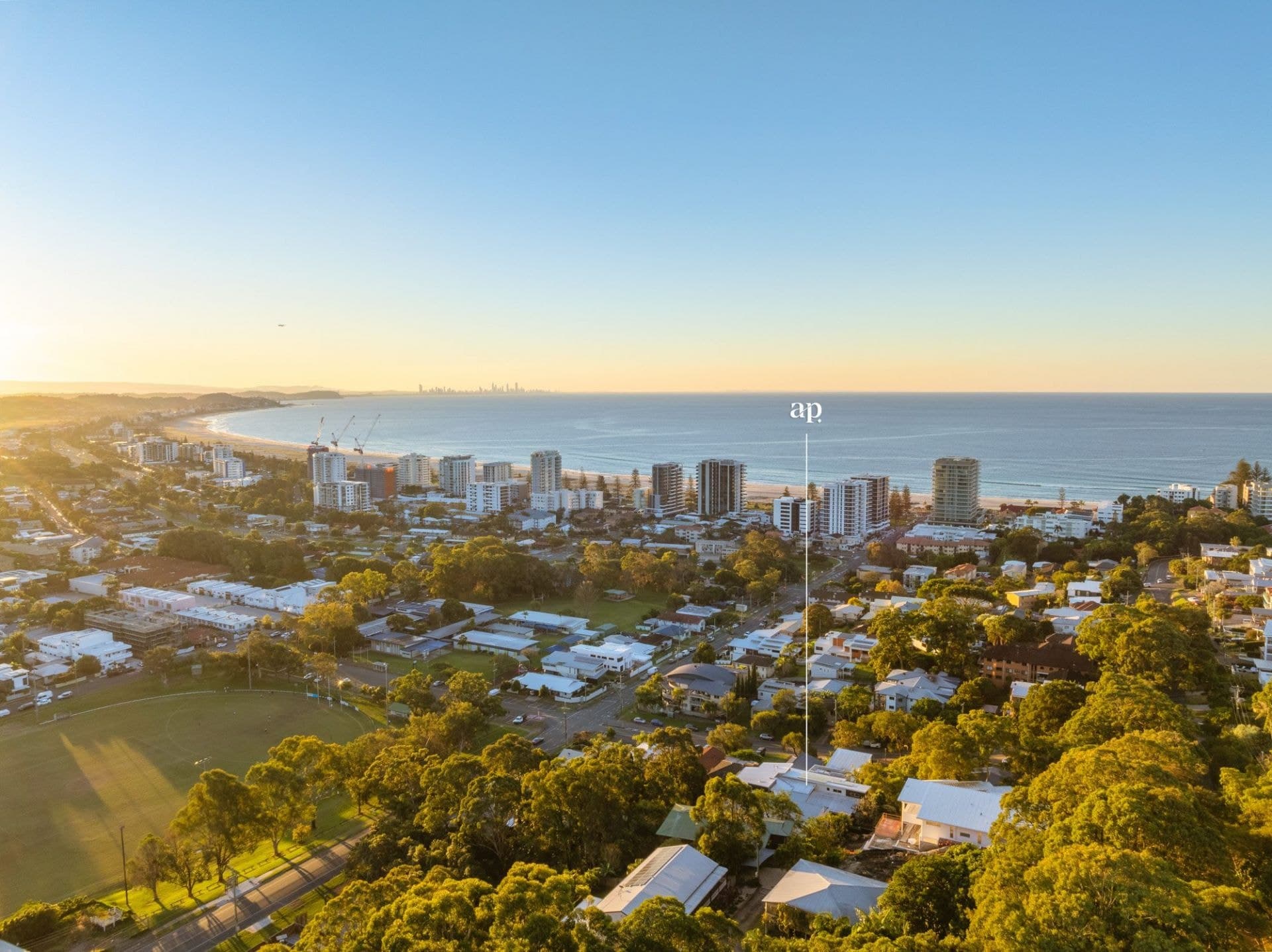 61 Rutledge Street, Coolangatta - Thumbnail 8
