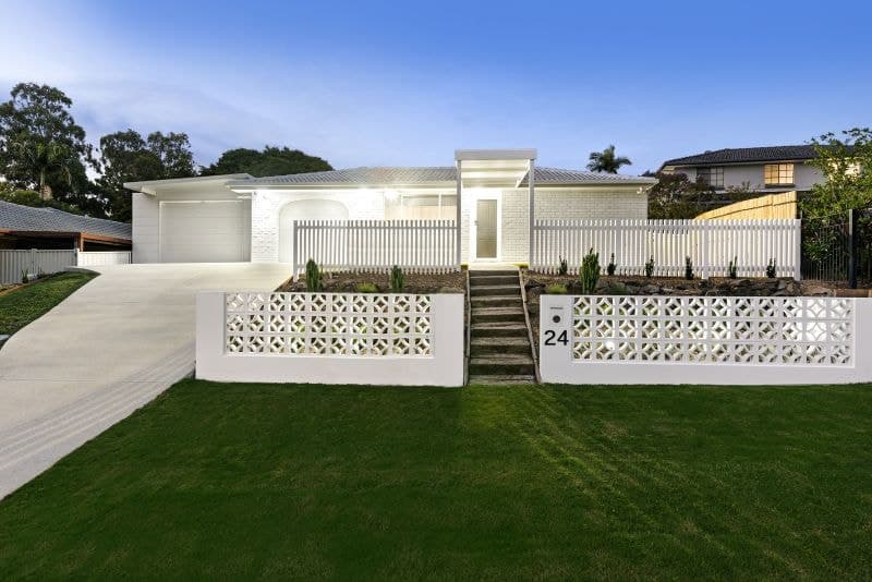 24 Plateau Crescent, Carrara - Thumbnail 3