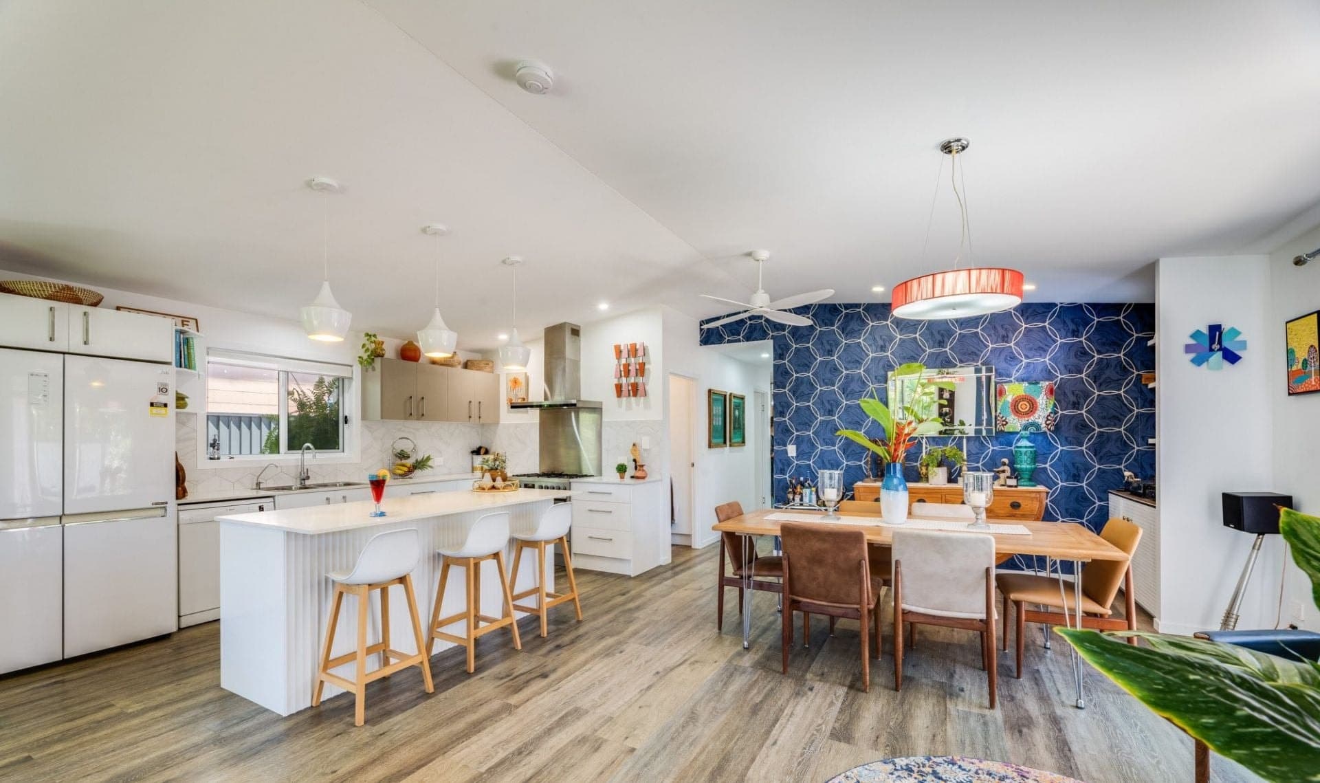 70 Ocean Street, Runaway Bay - Thumbnail 4