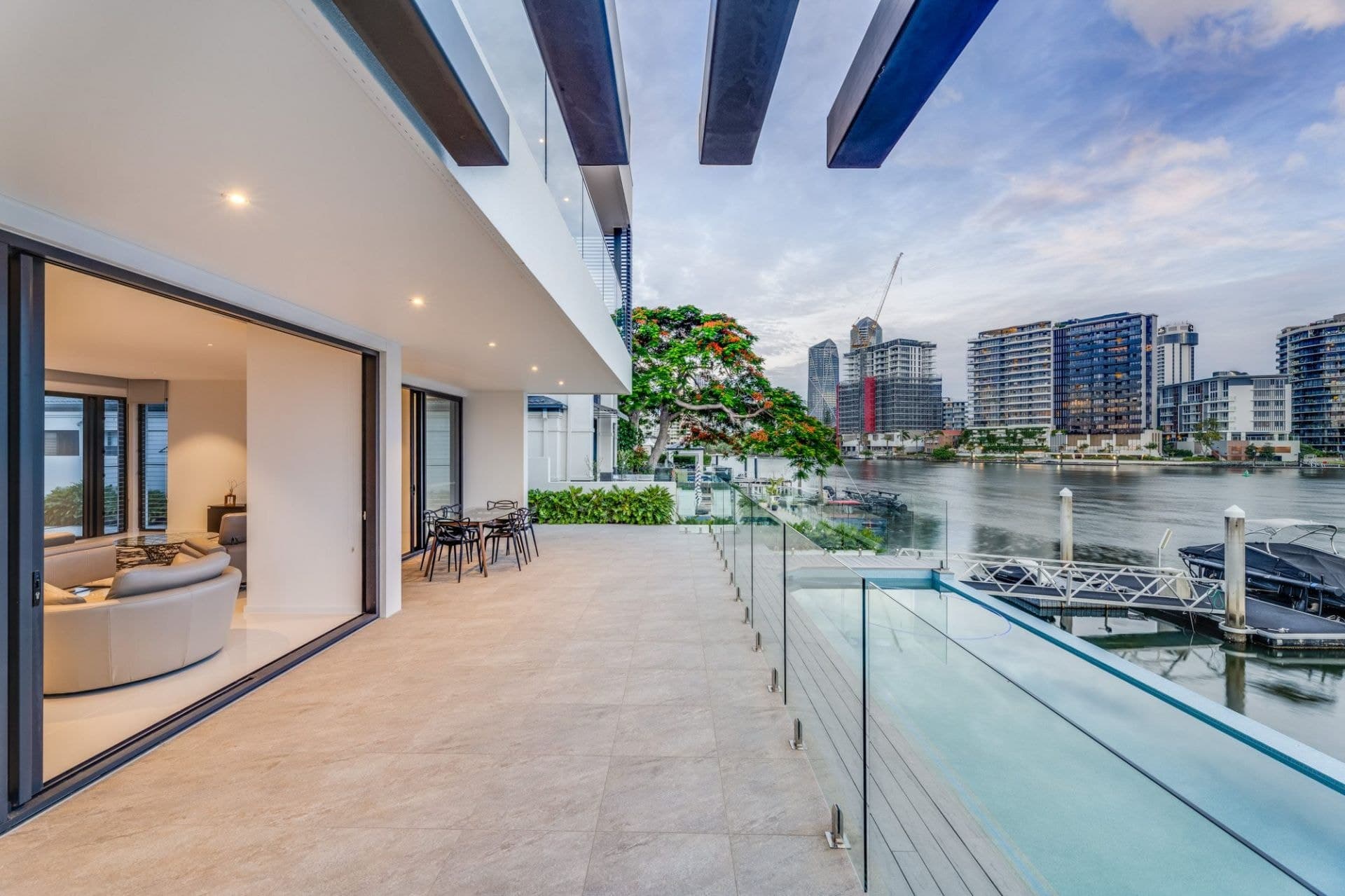 88 Amalfi Drive, Isle Of Capri - Thumbnail 6