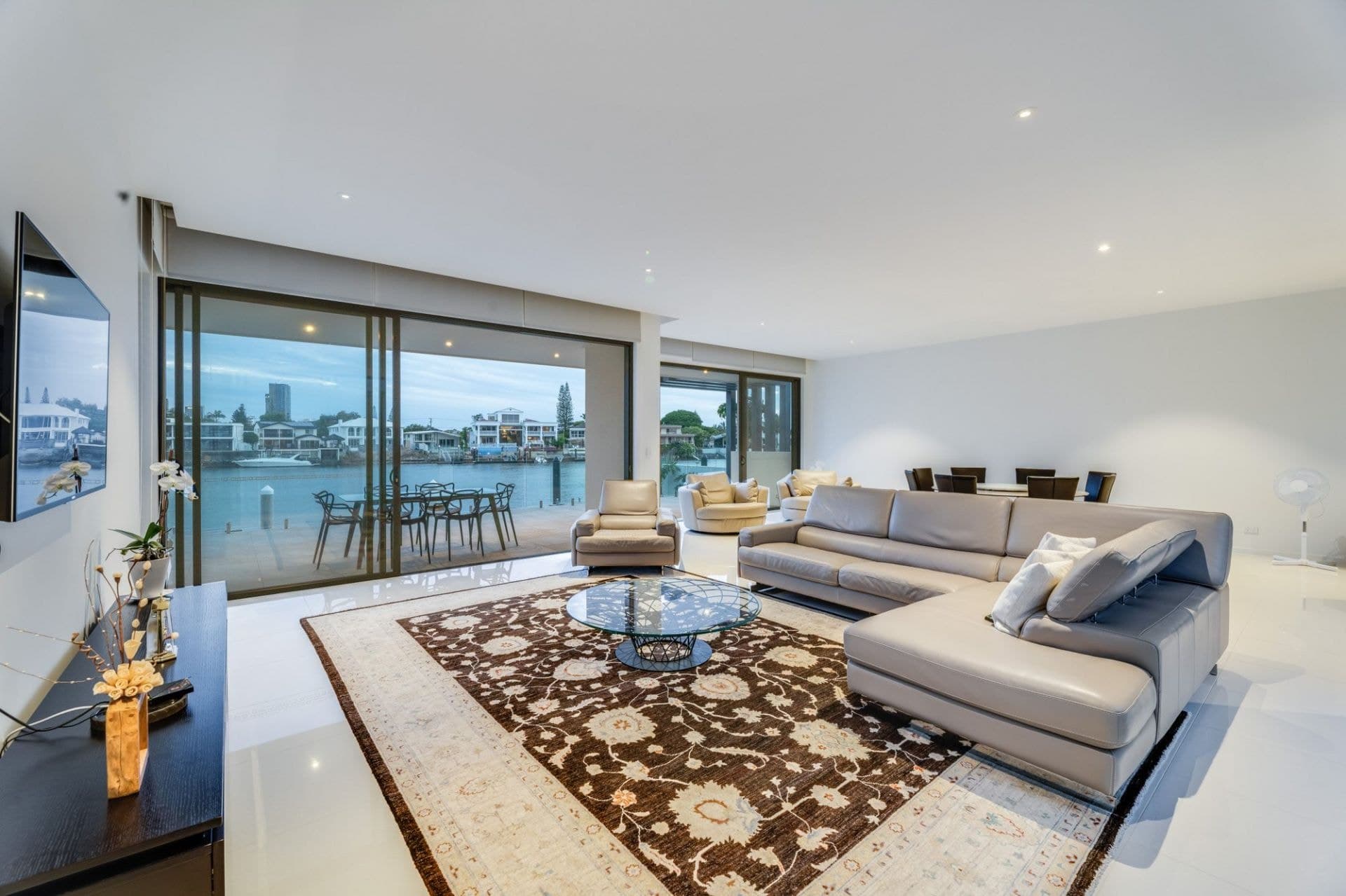 88 Amalfi Drive, Isle Of Capri - Thumbnail 8