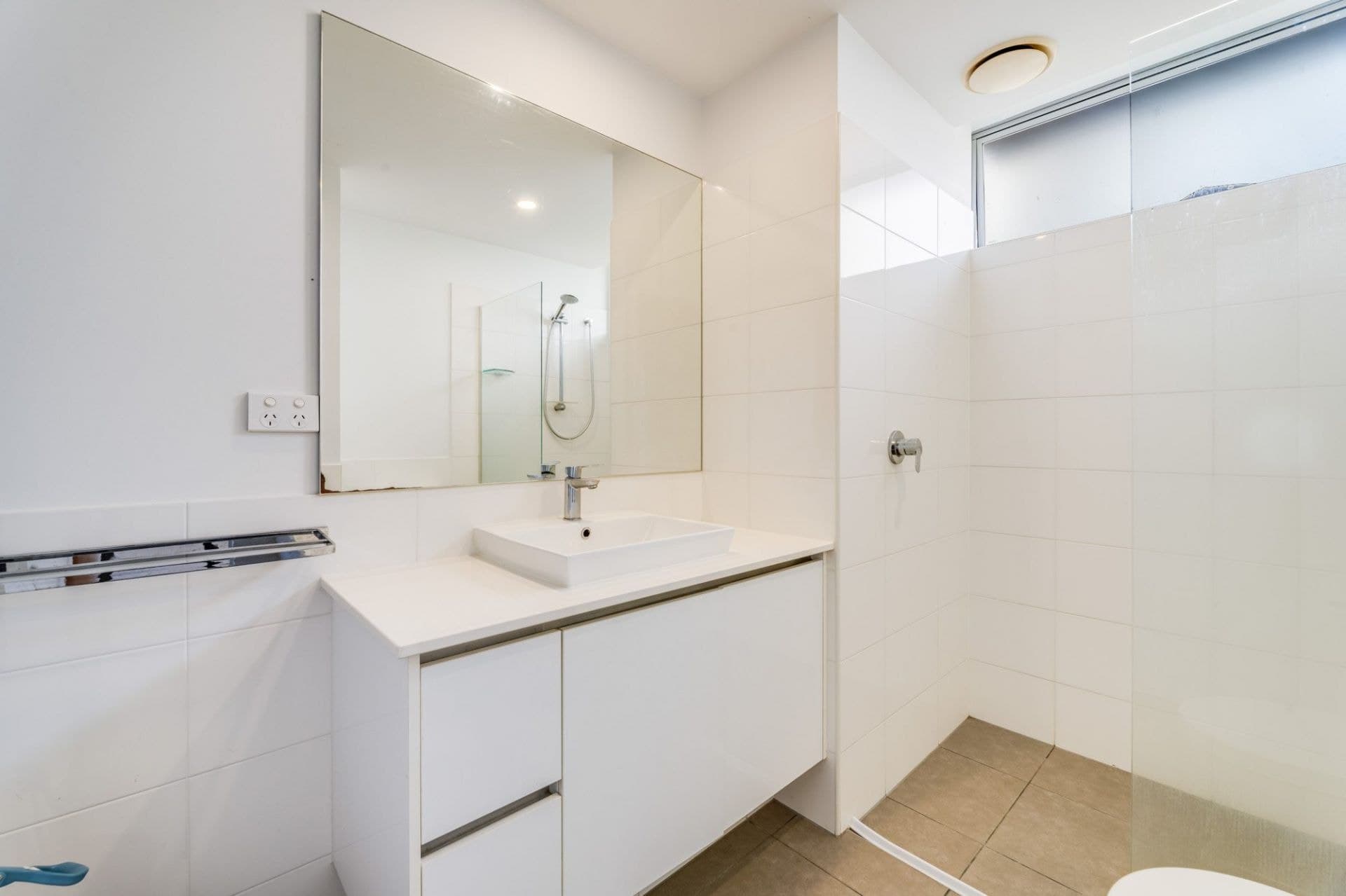 2216/1-7 Waterford Court, Bundall - Thumbnail 6