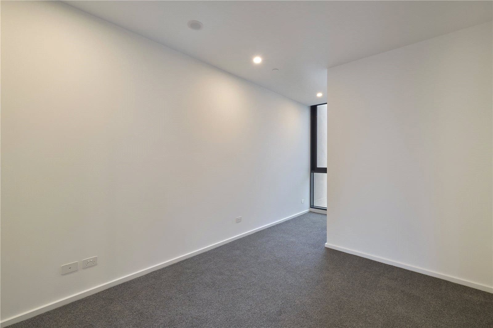 1311/560 Lonsdale Street, Melbourne - Thumbnail 3