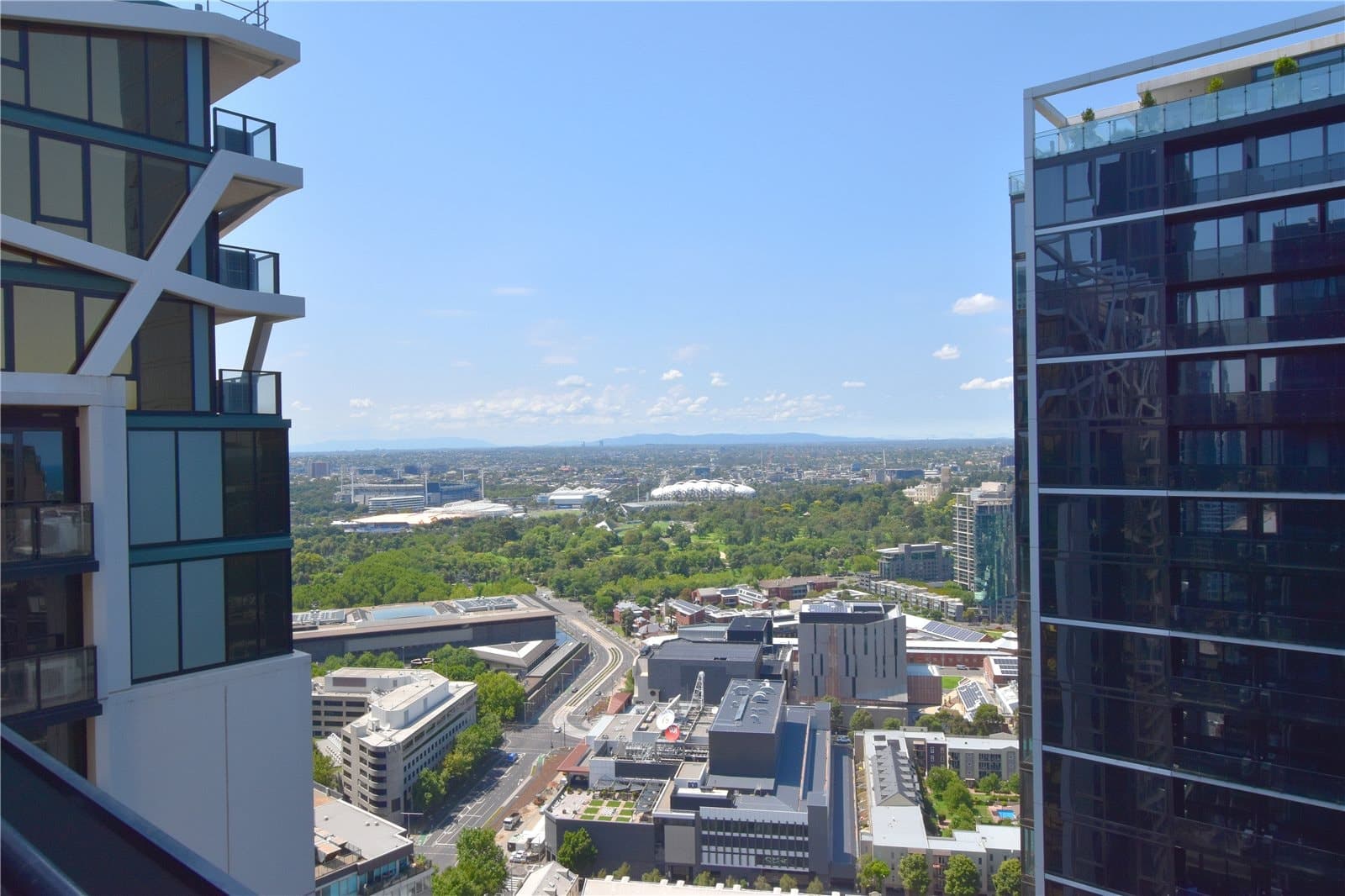 3709/151 City Road, Southbank - Thumbnail 7