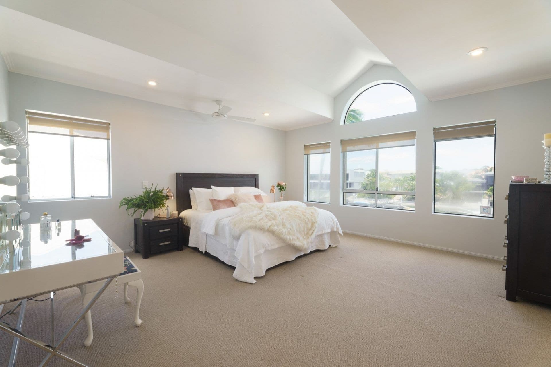 12 Buccaneer Court, Surfers Paradise - Thumbnail 8
