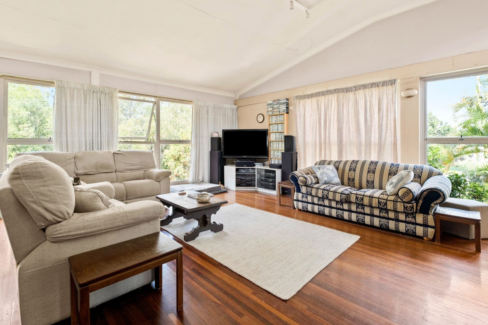 26 Dandar Drive, Southport - Thumbnail 3