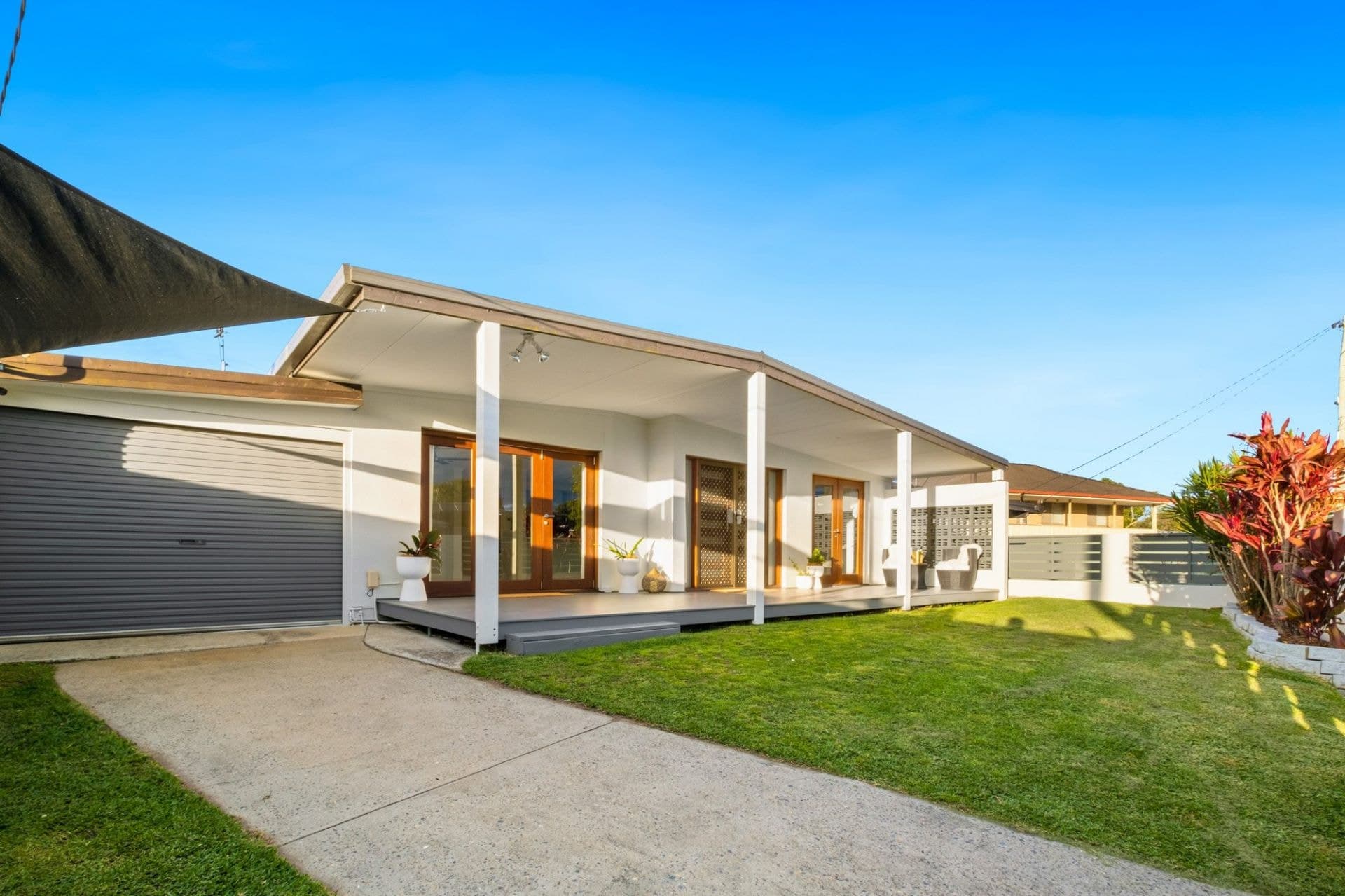 36 Cooleroo Crescent, Southport - Thumbnail 3