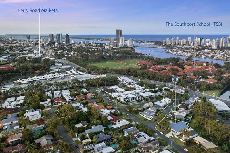 14 Petersen Avenue, Southport - Thumbnail 2