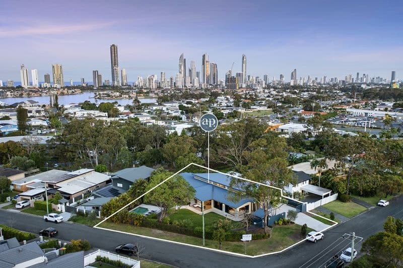 14 Petersen Avenue, Southport - Thumbnail 3