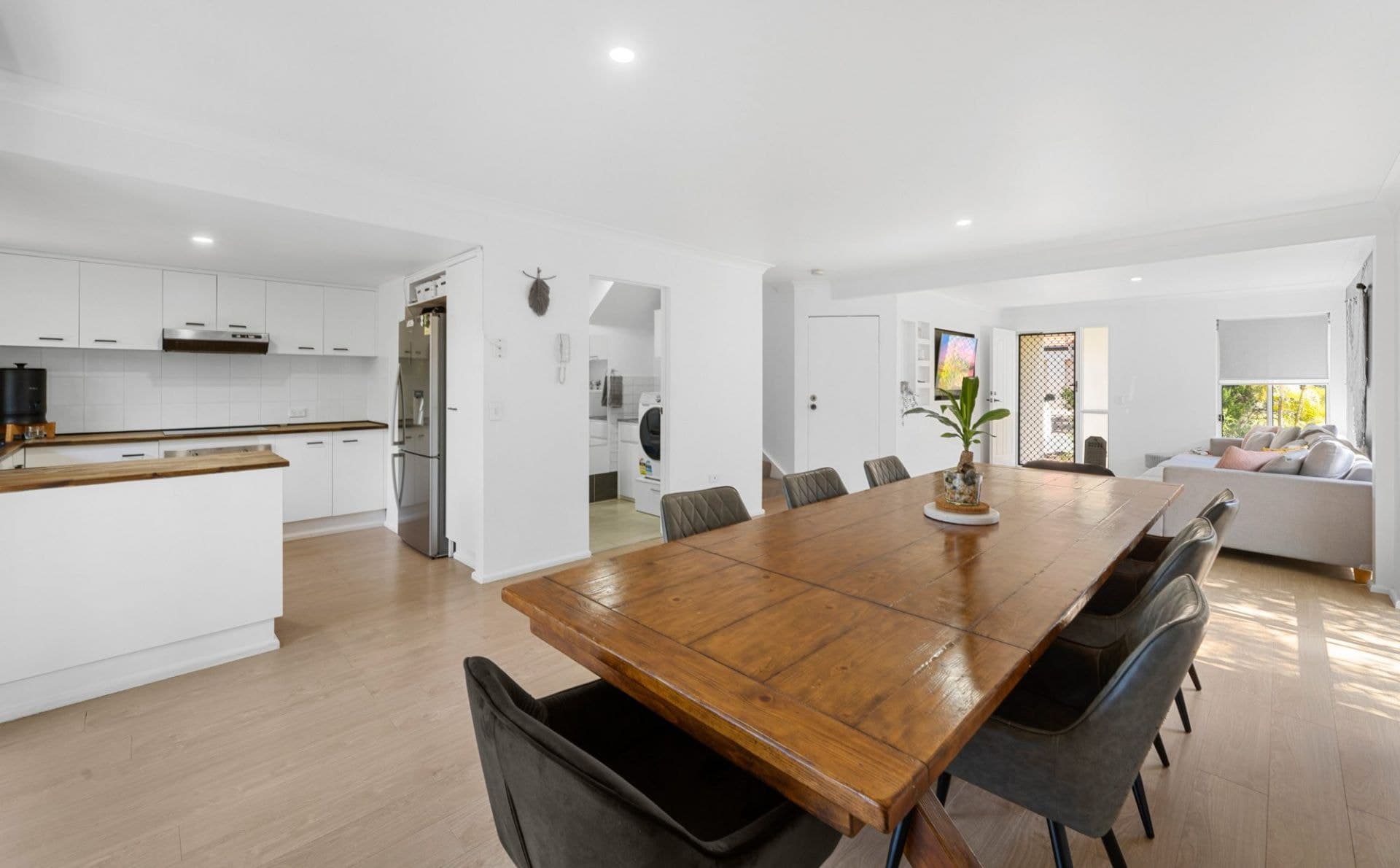 44/19 Harrow Place, Arundel - Thumbnail 2