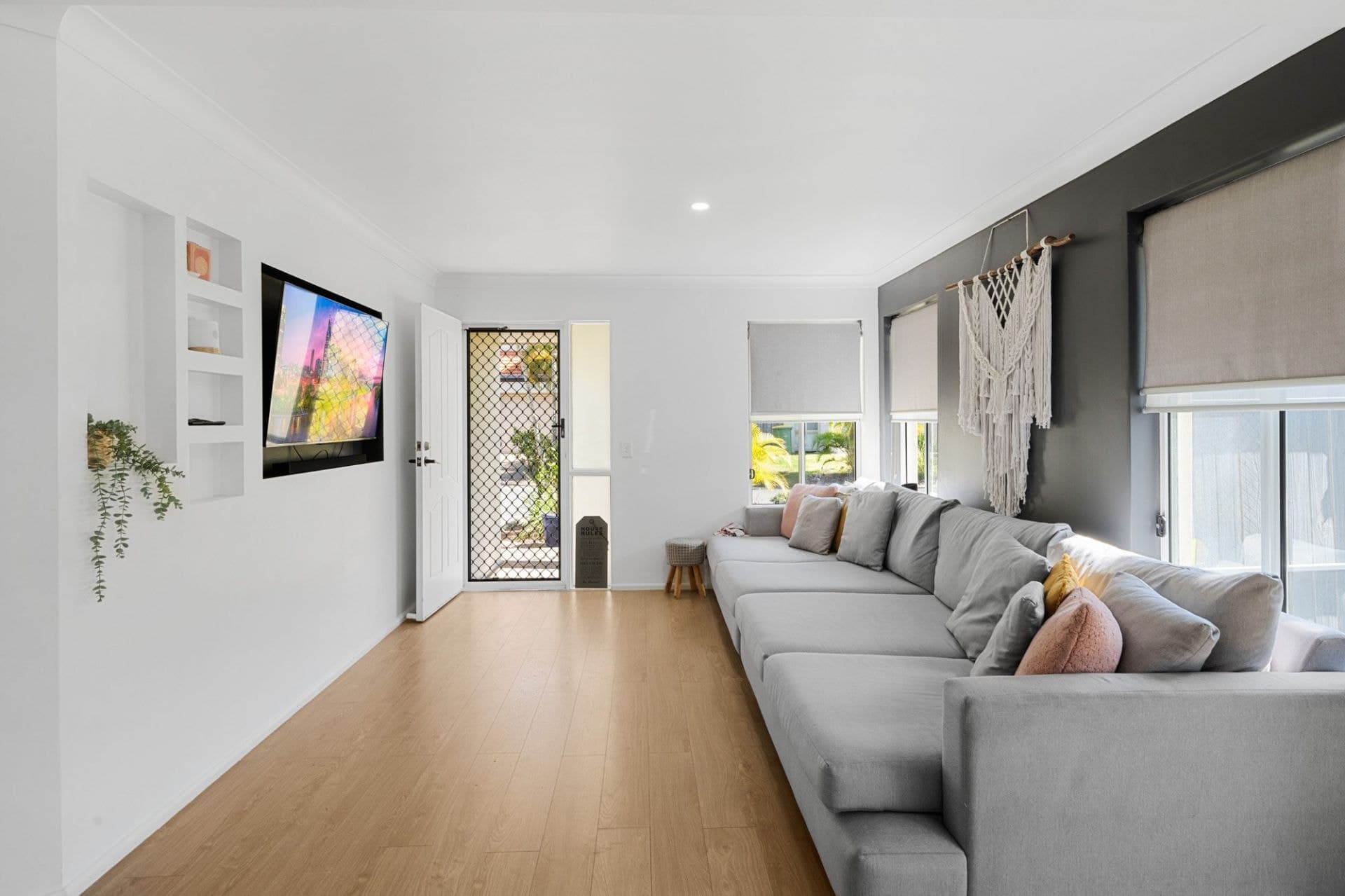 44/19 Harrow Place, Arundel - Thumbnail 5