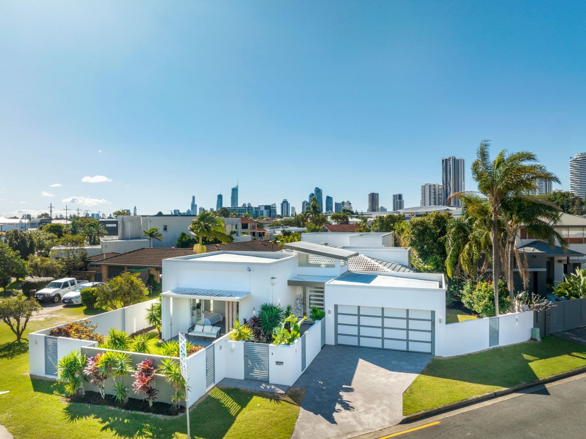 2 Rebecca Court, Broadbeach Waters - Image 1