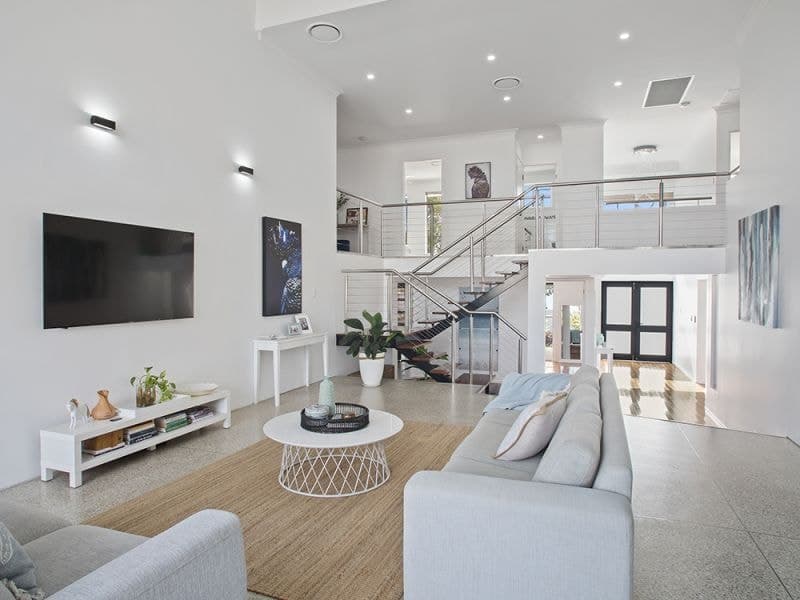 14 Merrimac Boulevard, Broadbeach Waters - Thumbnail 6
