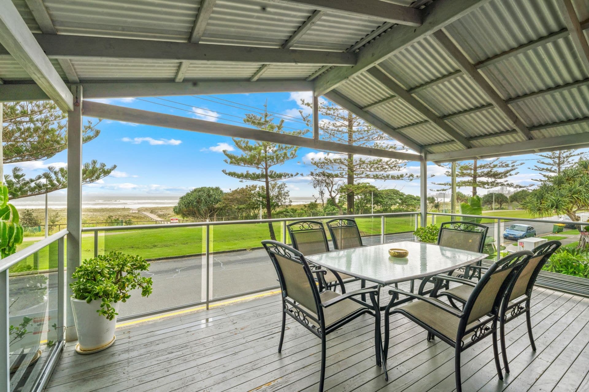 120 Pacific Parade, Bilinga - Thumbnail 3