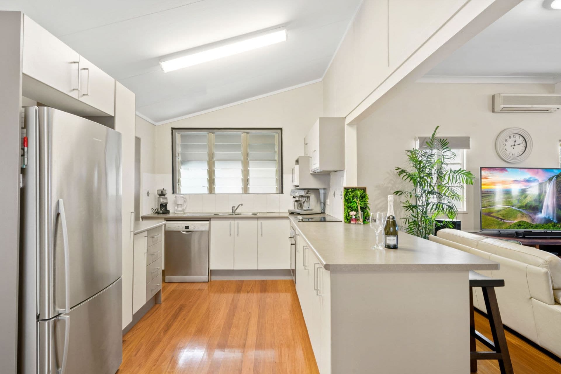 120 Pacific Parade, Bilinga - Thumbnail 8