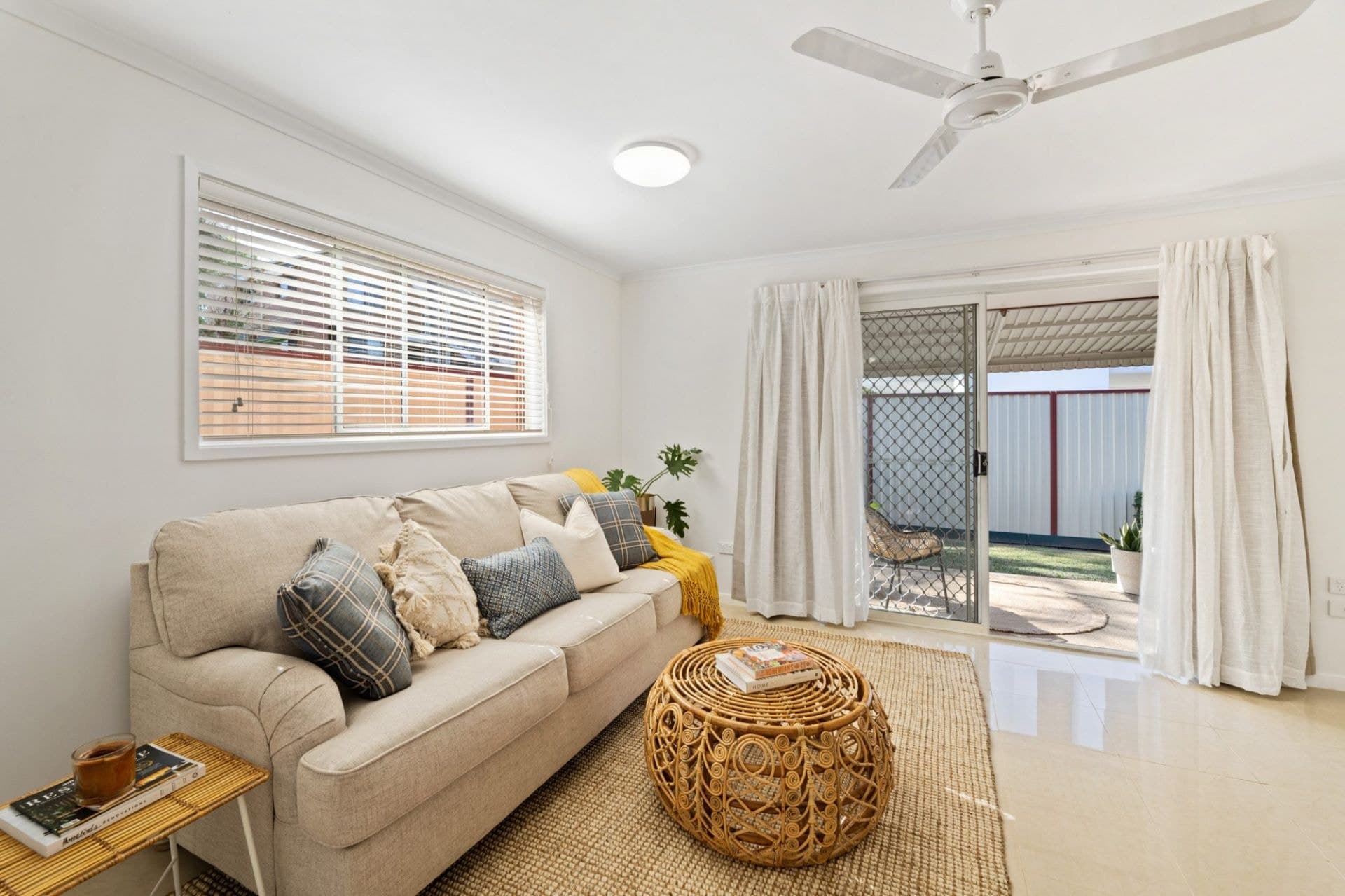 2/47 Milton Avenue, Paradise Point - Thumbnail 5