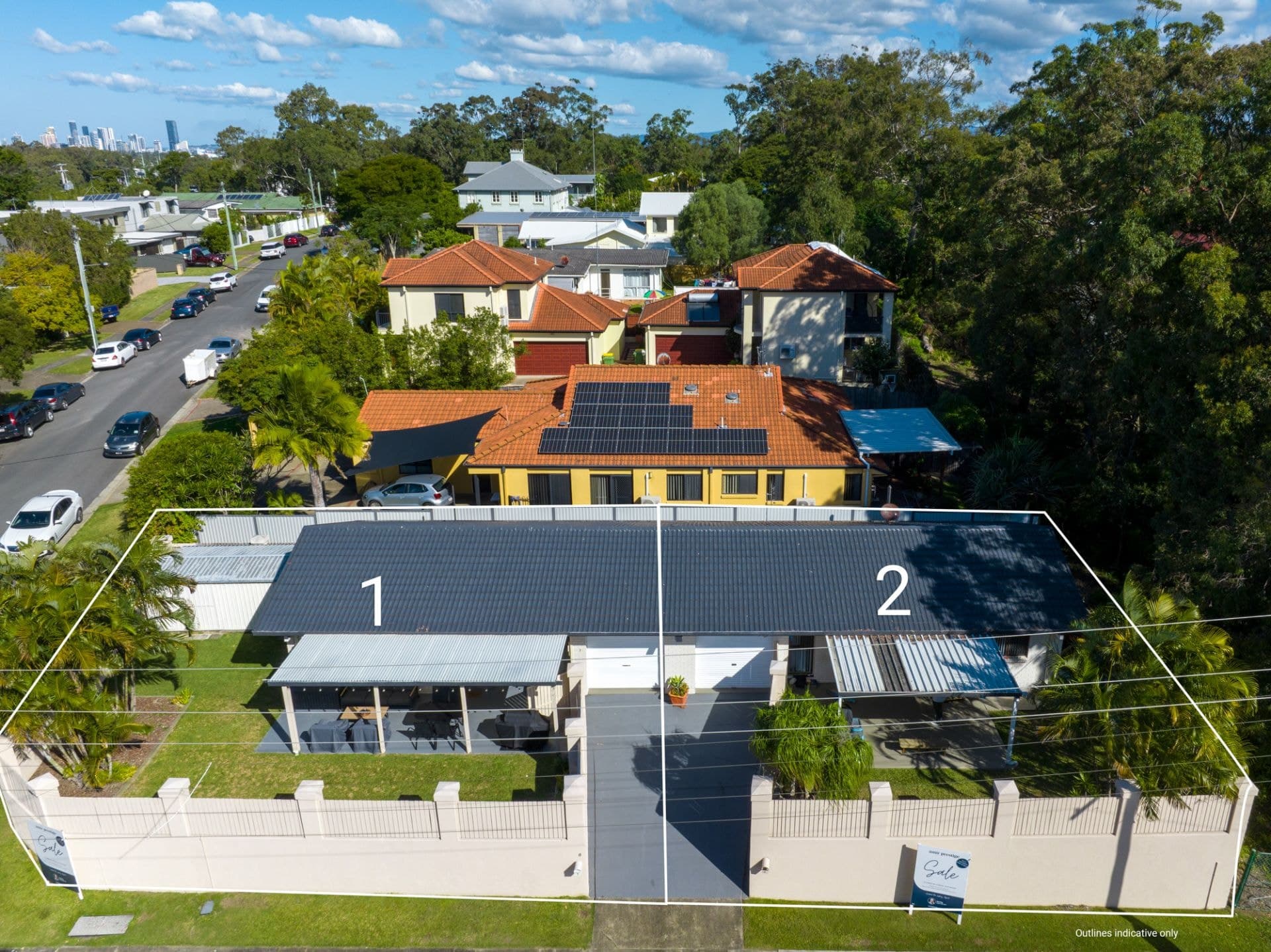 Unit 1/8 Brolga Avenue, Southport - Thumbnail 2