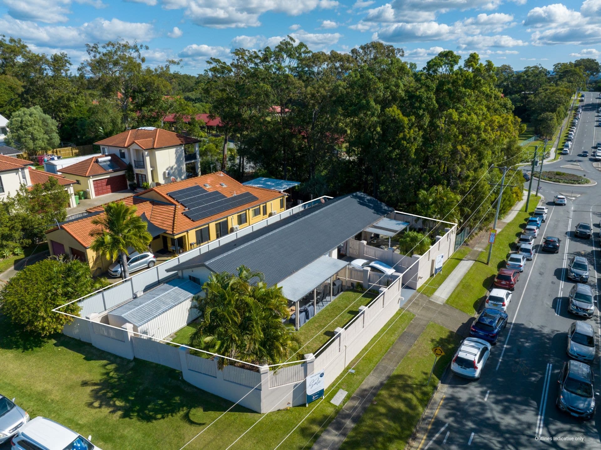 Unit 1/8 Brolga Avenue, Southport - Thumbnail 4