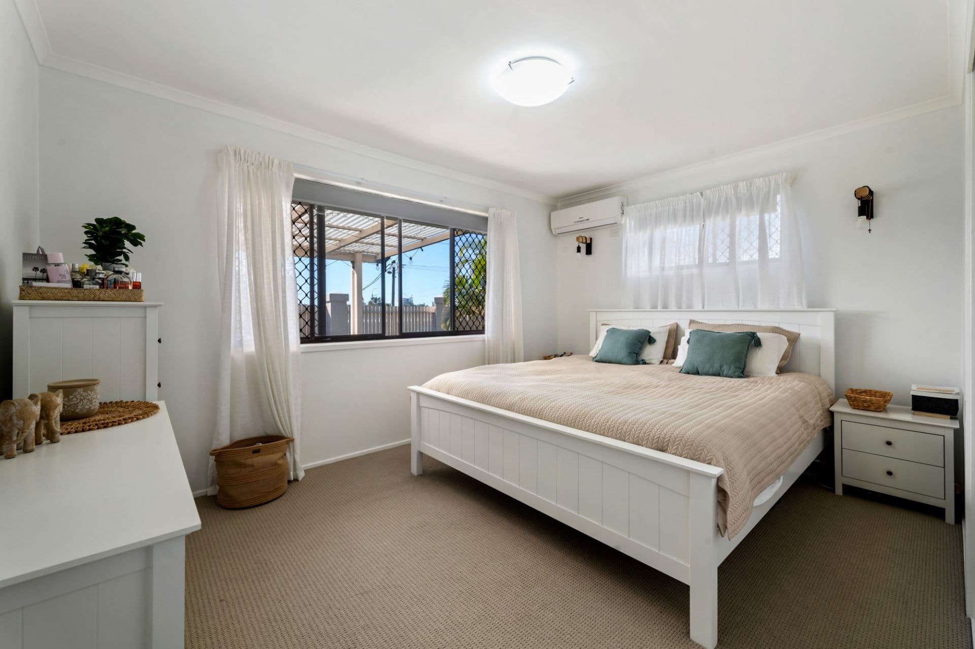 Unit 1/8 Brolga Avenue, Southport - Thumbnail 8