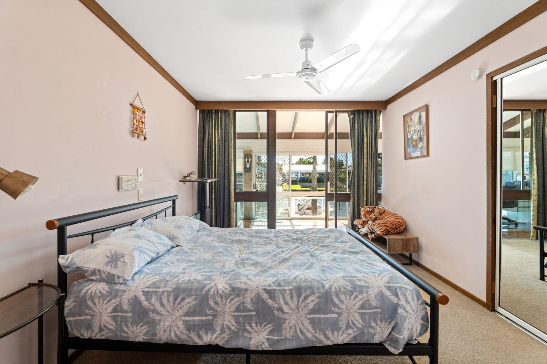 51 Sophie Avenue, Broadbeach Waters - Thumbnail 8